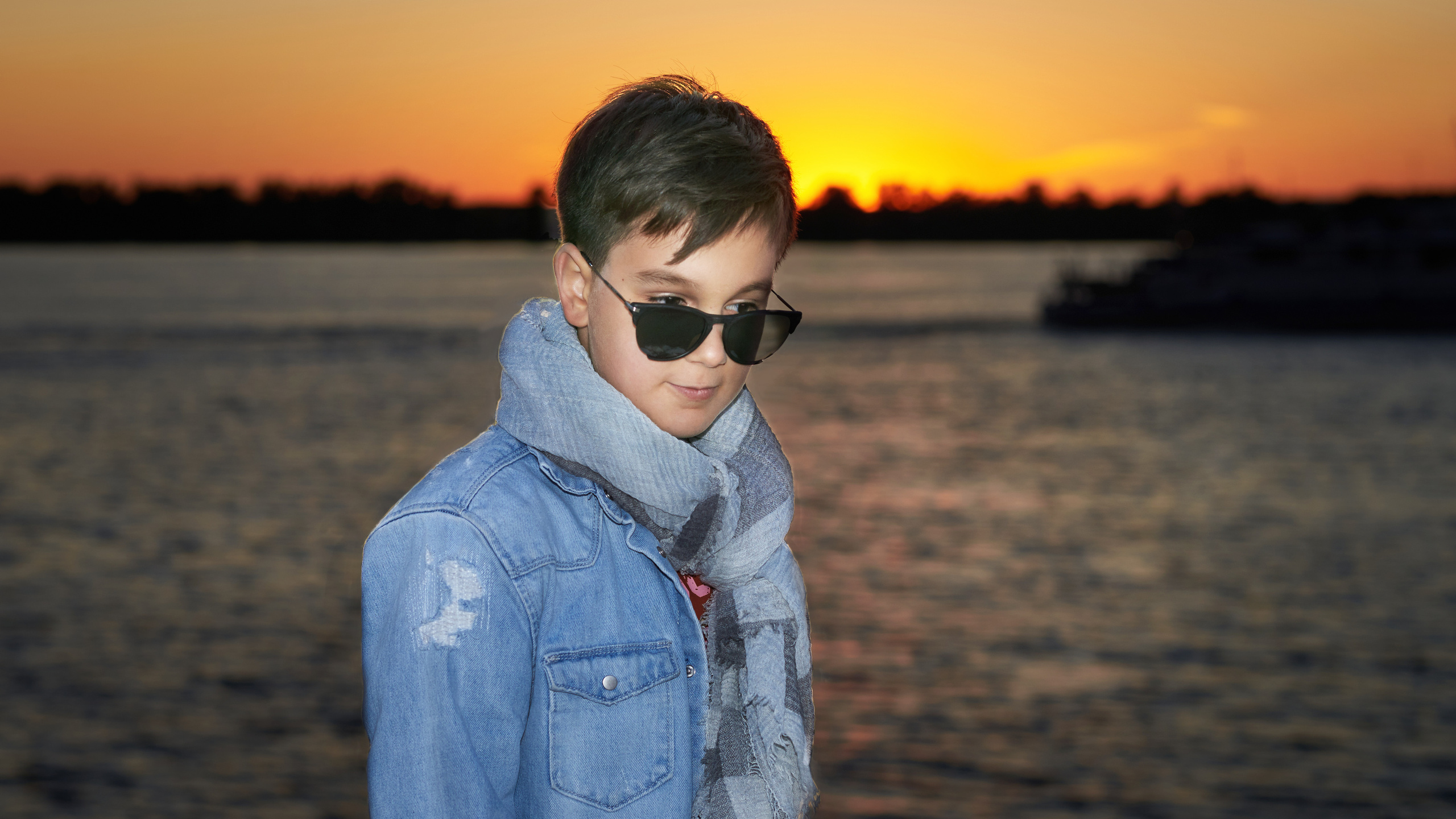 Летняя фотосессия на природе, в лесу, на улице. Семейная с детьми