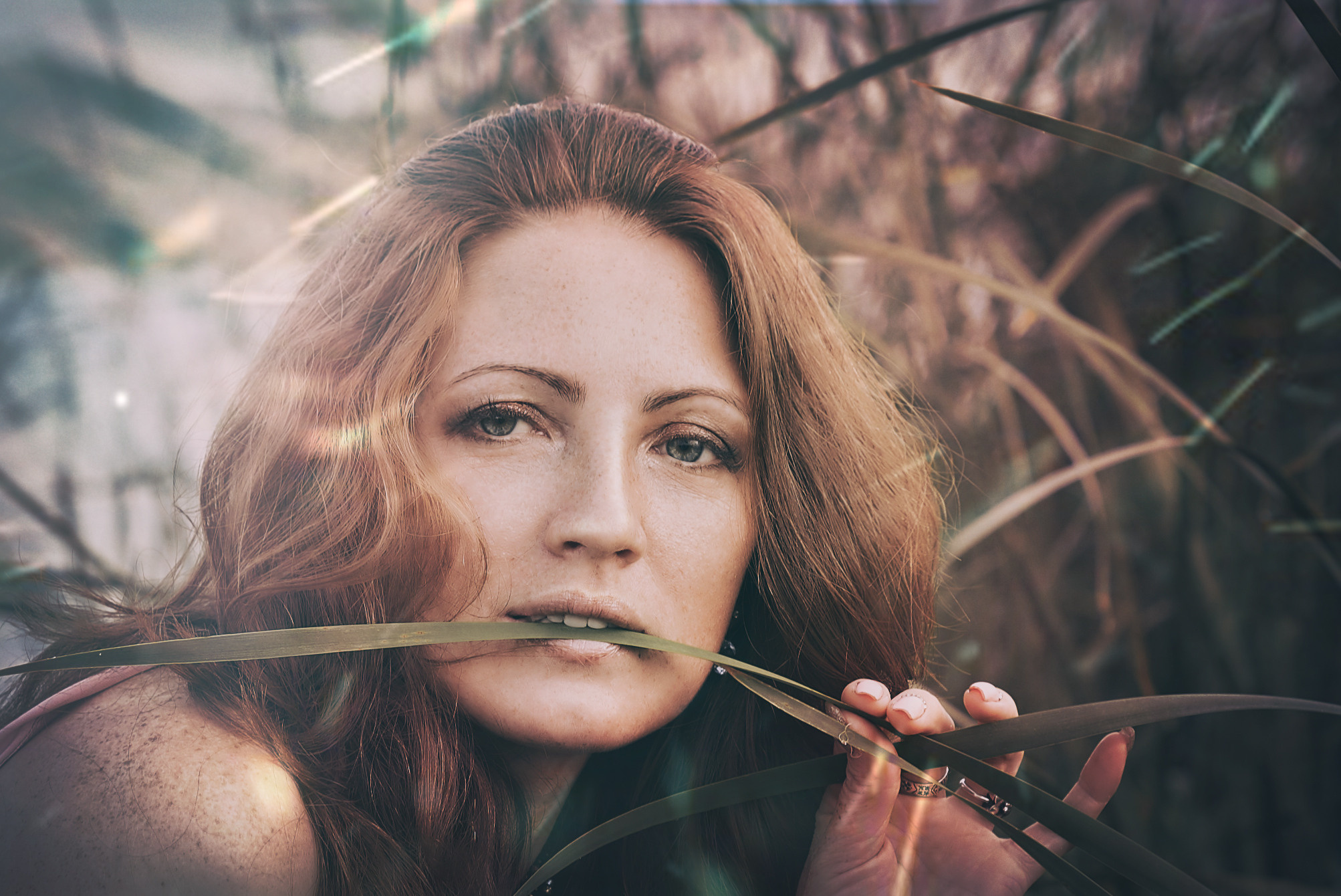 Фотосессия на природе, фотосессия на озере, фотосессия девушки, фотосессия в камышах, идеи для фотосессии