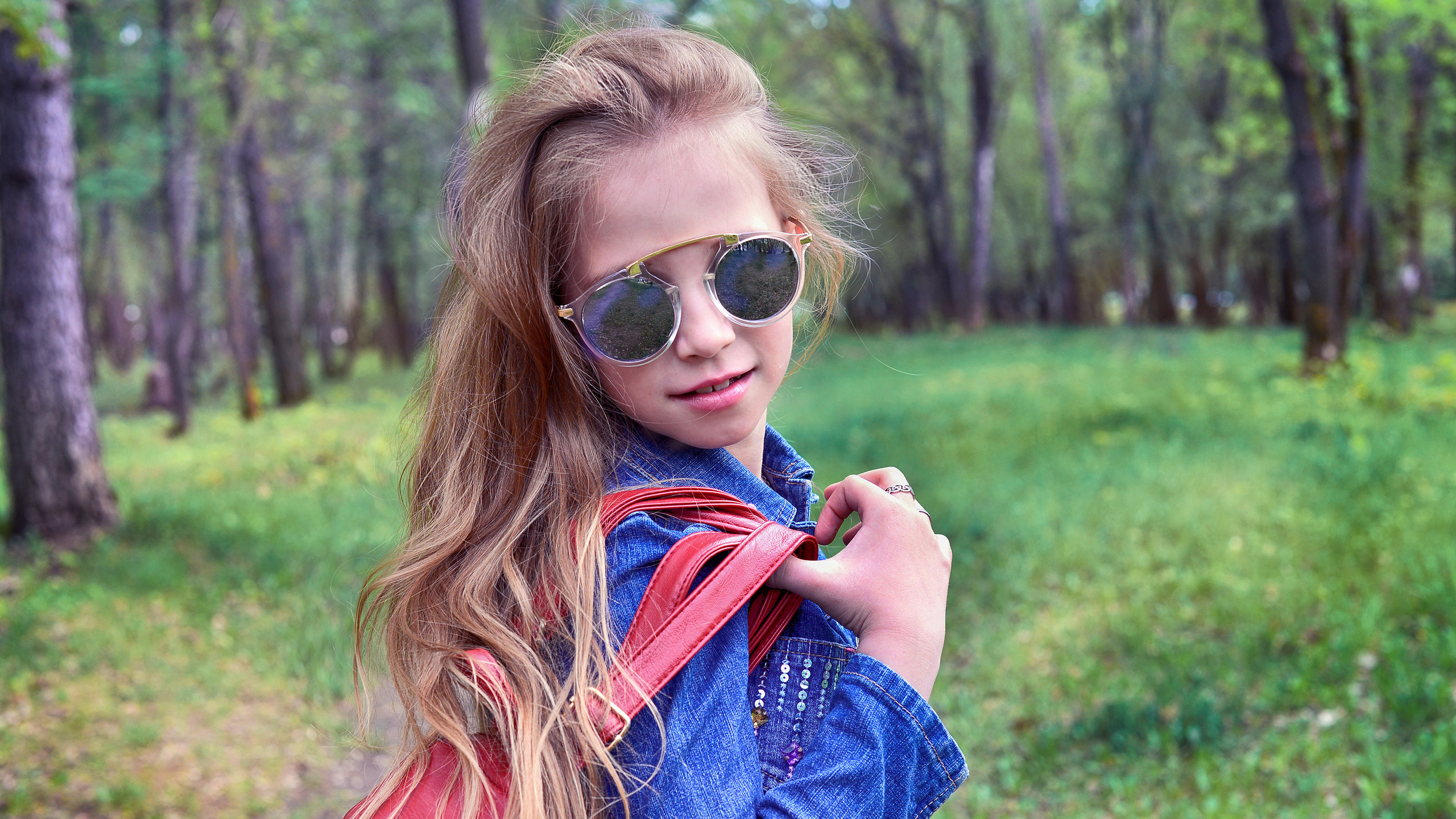 Летняя фотосессия на природе, в лесу, на улице. Семейная с детьми