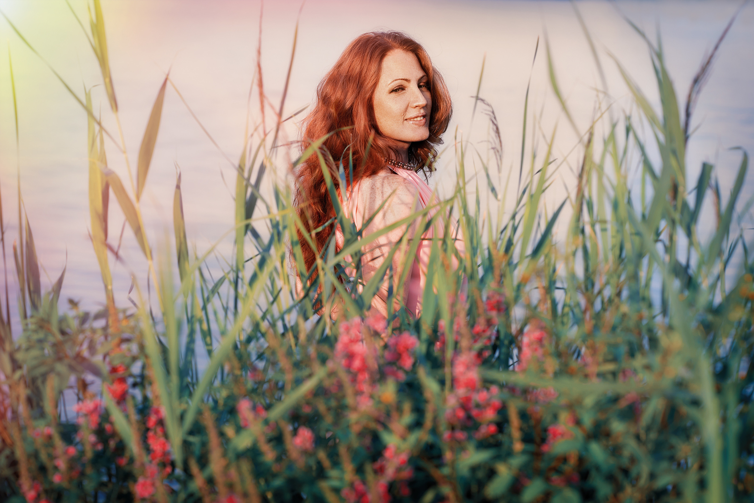 Фотосессия на природе, фотосессия на озере, фотосессия девушки, фотосессия в камышах, идеи для фотосессии