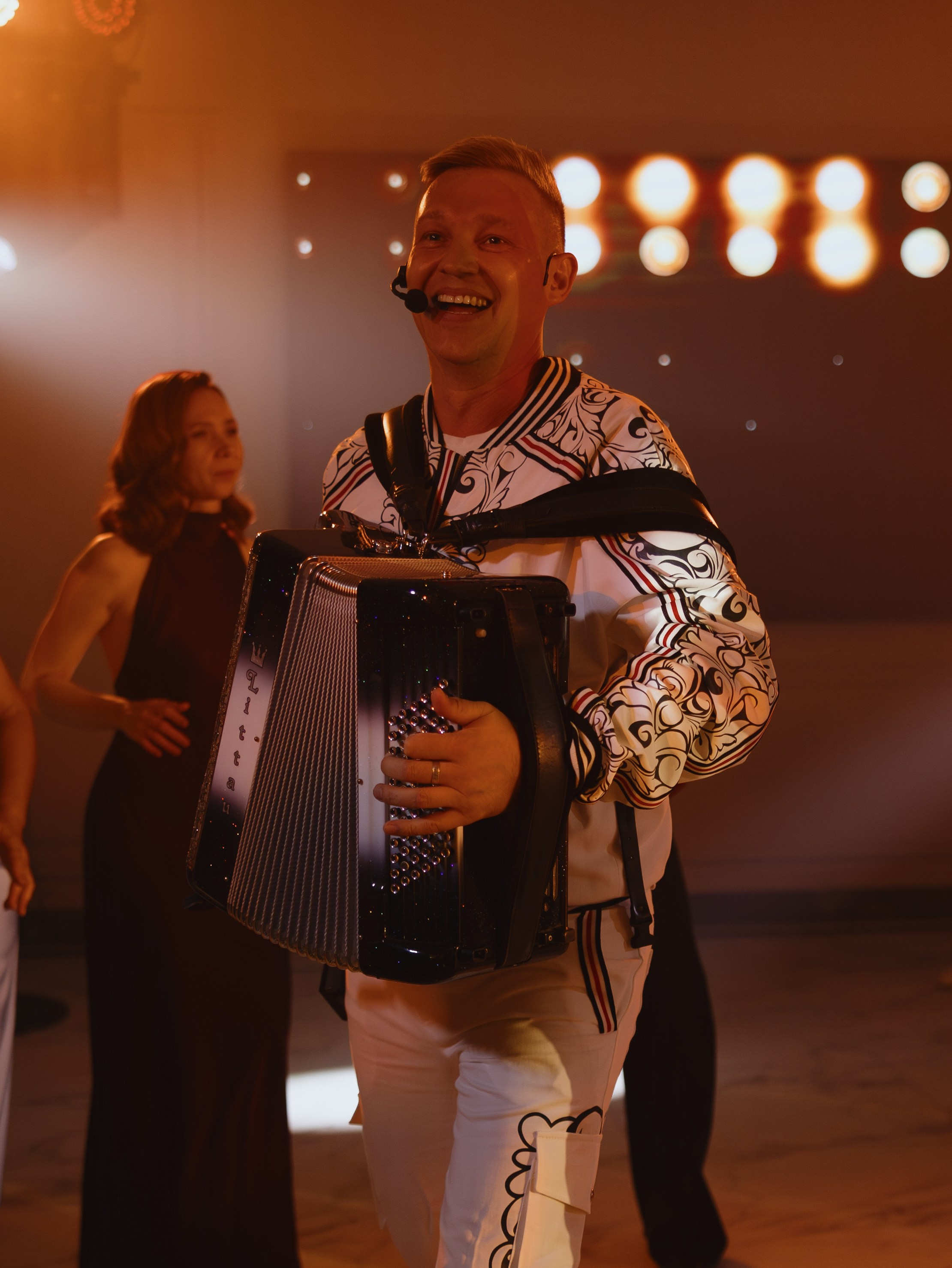 Илья и Алтынай