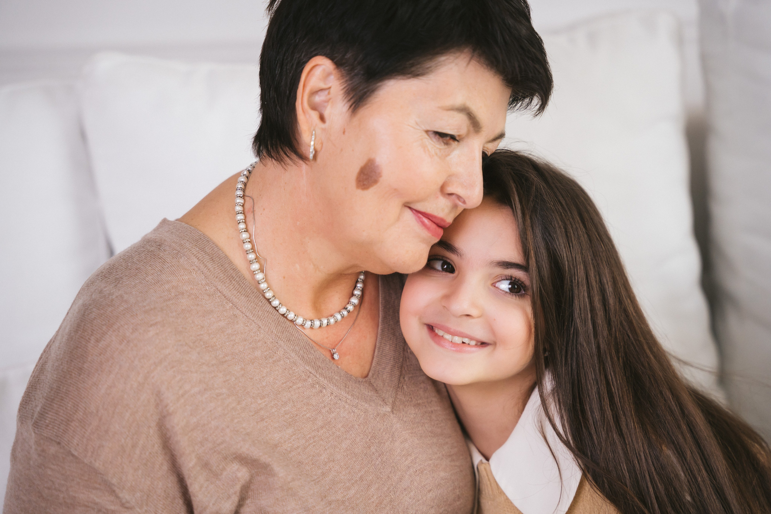 Счастливая бабушка и ее внуки. Портретный и семейный фотограф в Перми Мила Ульянова