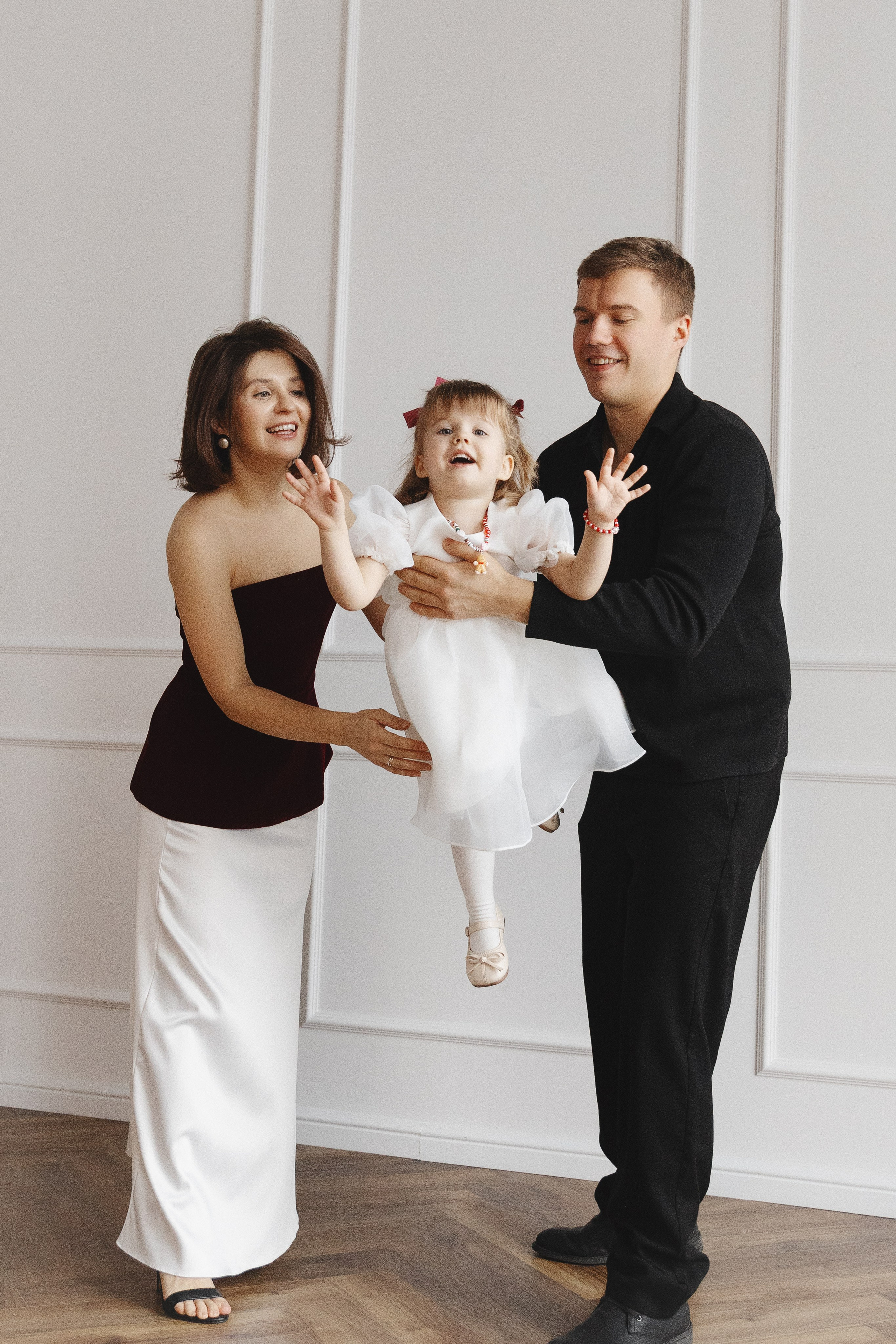 Марина, Александр и Алиса