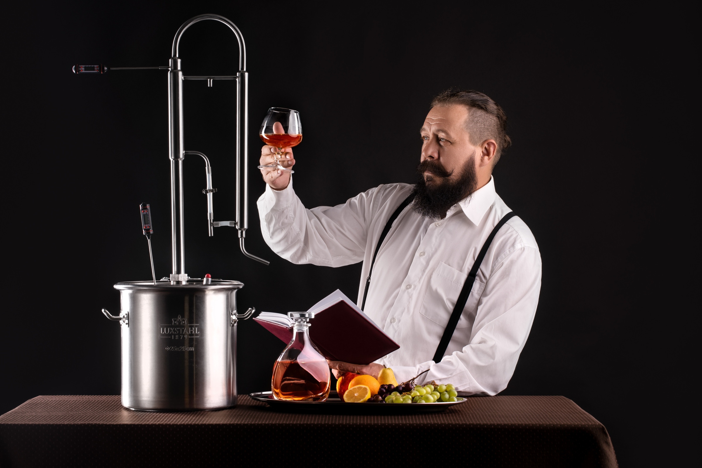 ADVERTISE. Photographer, director Andrey Guryanov