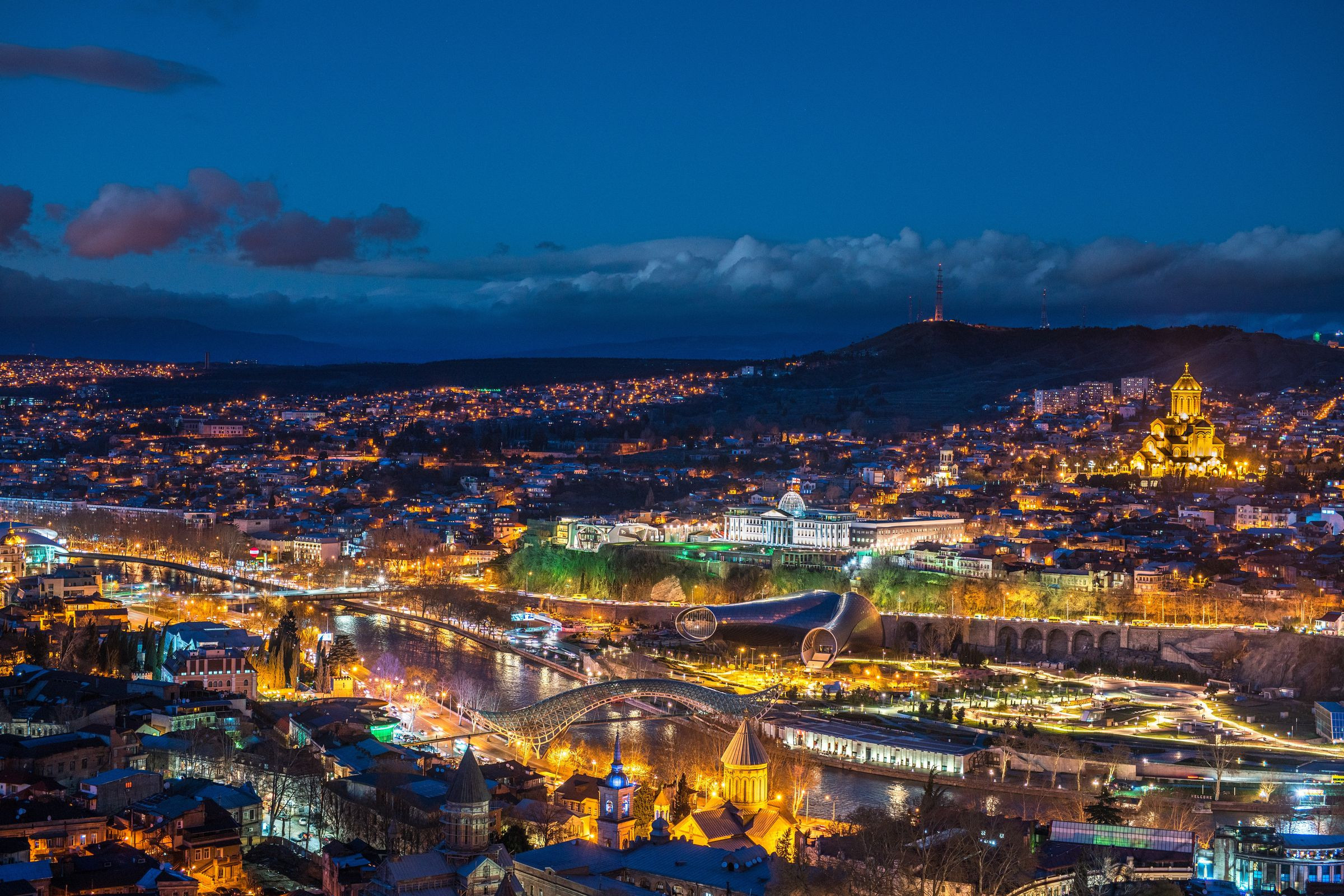 Интерьерный и архитектурный фотограф в Кирове. Фотограф/оператор для бизнеса в Кирове — Андрей Гурьянов