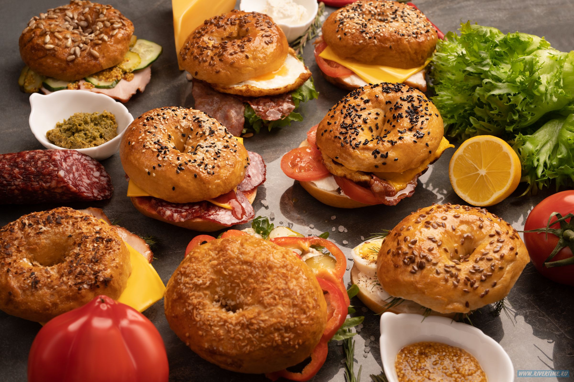 Фуд съемка еды и напитков для меню, доставки, рекламы яндекс и контента соцсетей. Разработка сюжета, съемка видео.