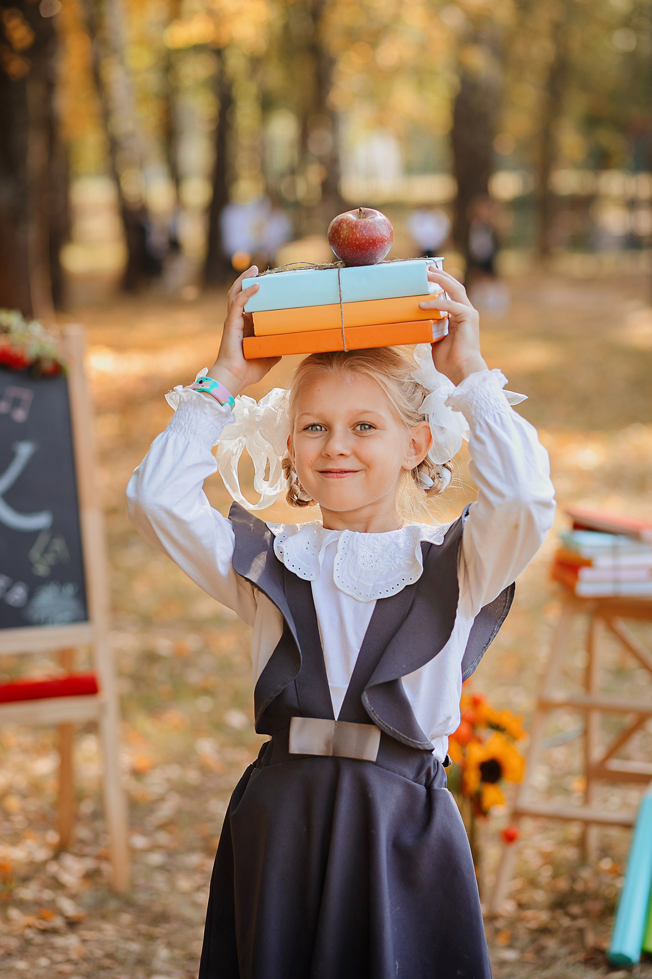 Школьный фотопроект «Здравствуй, школа!». Семейный фотограф в Москве выпускные альбомы Клюковская Надежда