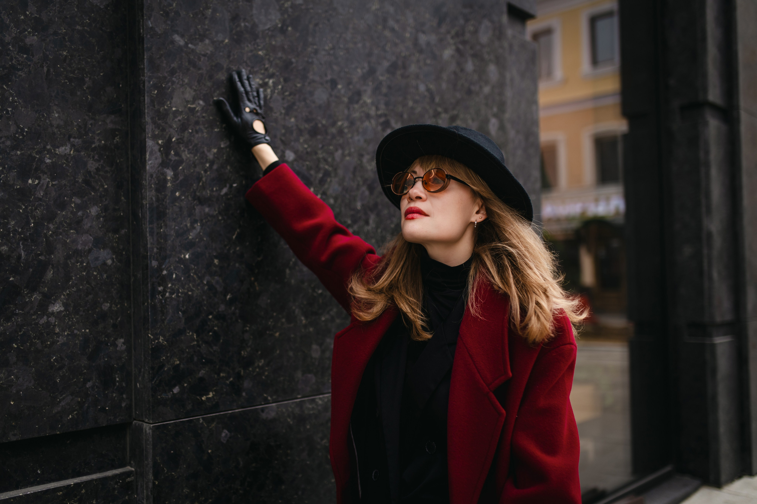 Девушка в красном. Olga.filippova.photo