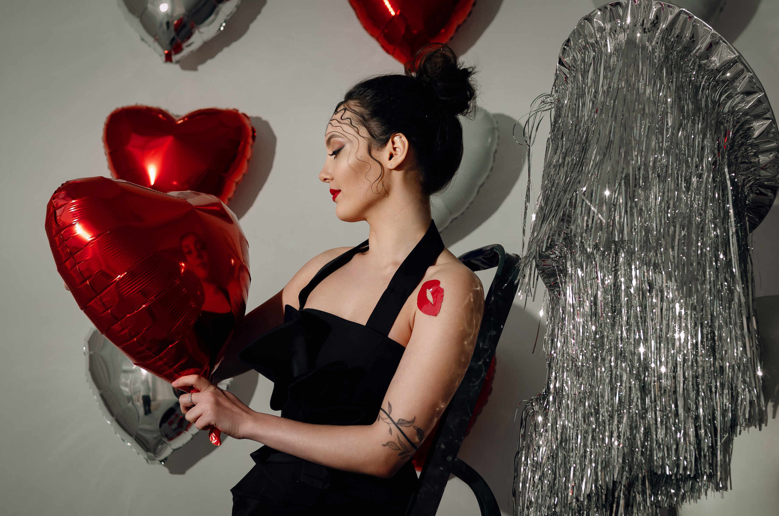 Фотосессия в студии на 14 февраля. Фотограф Ким Наталья в Красноярске