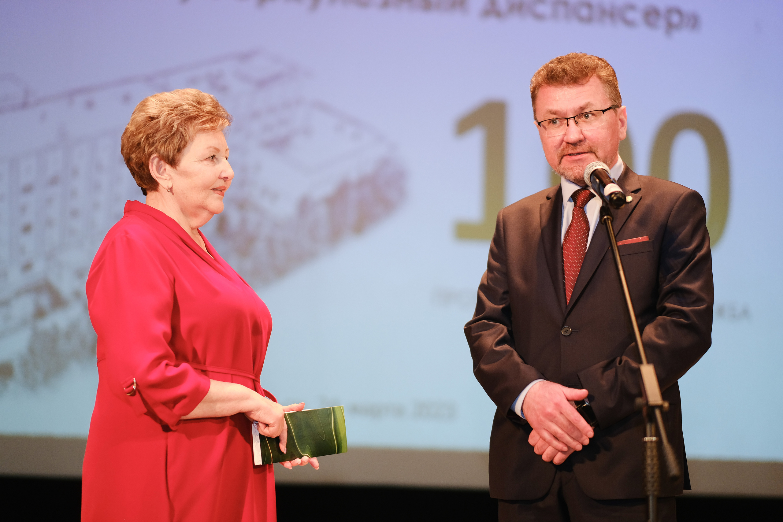 100 лет ГБУЗ АО «АГПТД». Свадебный и репортажной фотограф Денис Ожигин в Краснодаре и Краснодарском крае