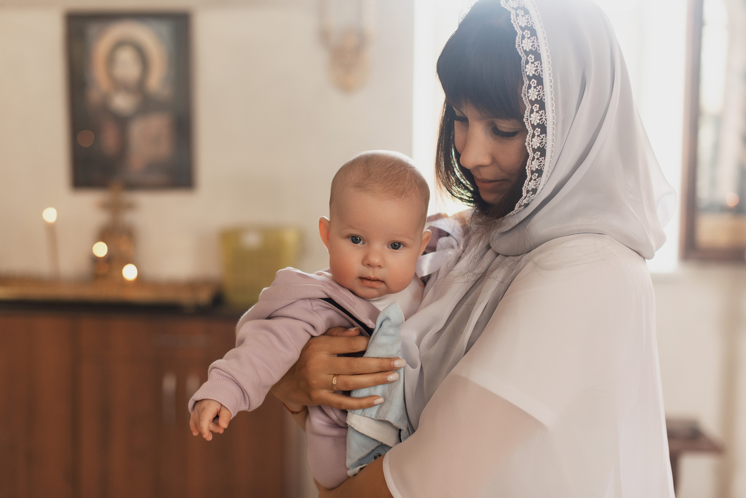 Крещение Евы. Фотограф Таинства Крещения в Саратове Ильченко Артем