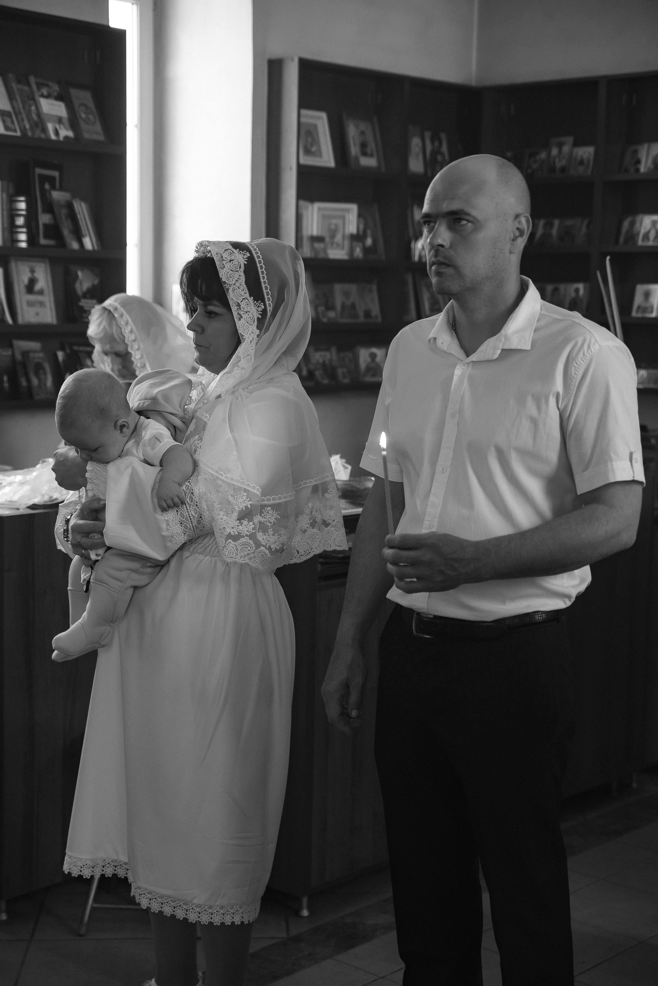 Крещение Евы. Фотограф Таинства Крещения в Саратове Ильченко Артем