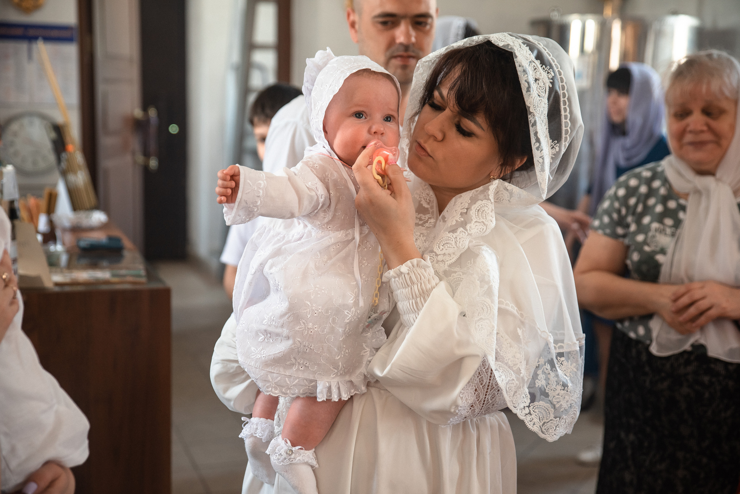 Крещение Евы. Фотограф Таинства Крещения в Саратове Ильченко Артем