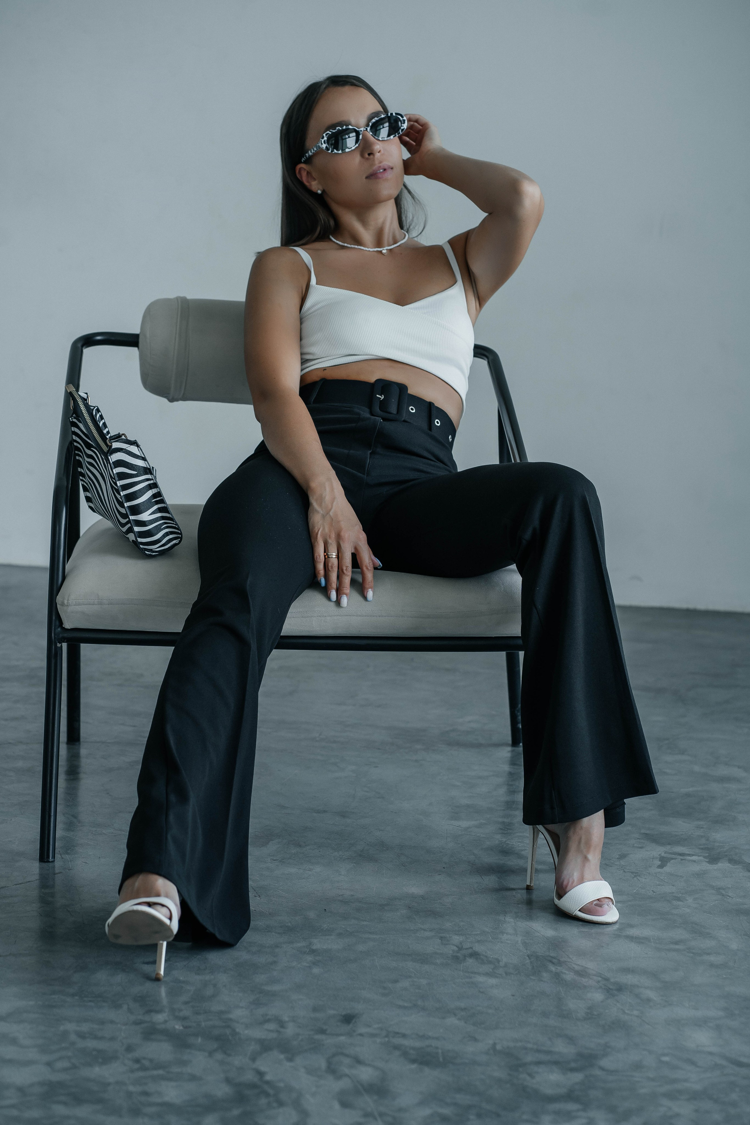 Съемки в интерьере студий. Виктория Алпеева — фотограф по любви