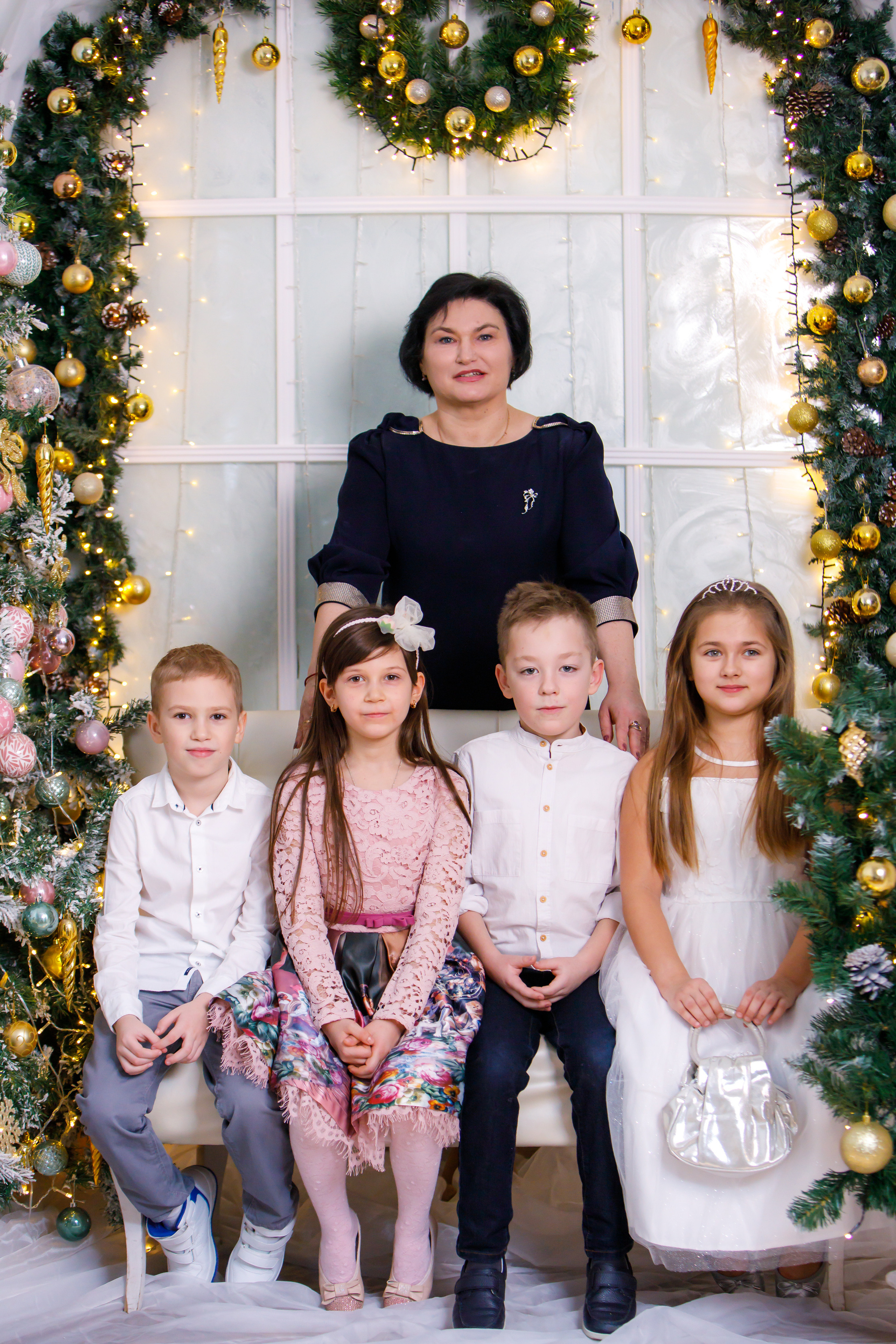 Новогодняя фотосессия в студии. Профессиональная фото и видеосъемка. Москва