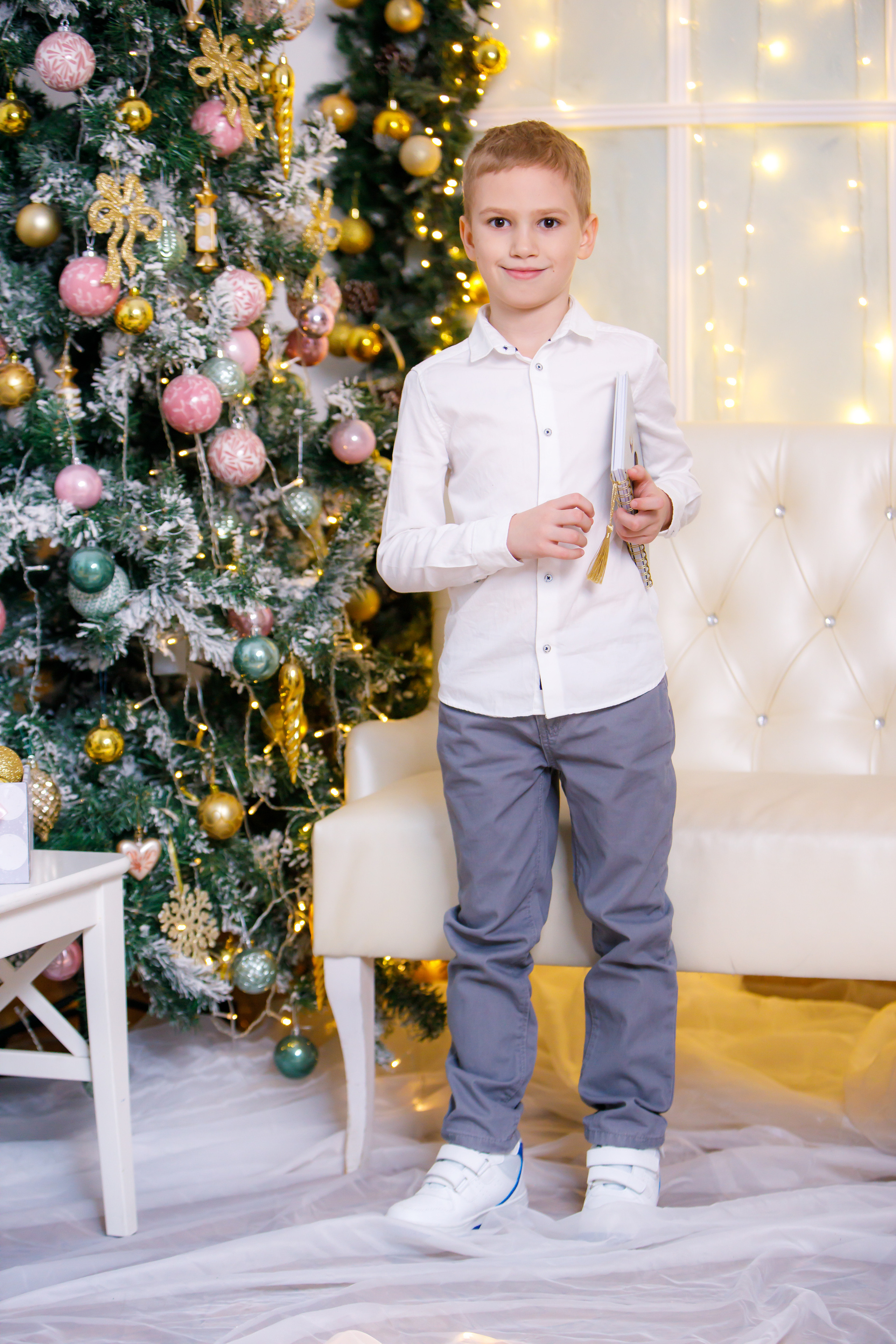 Новогодняя фотосессия в студии. Профессиональная фото и видеосъемка. Москва