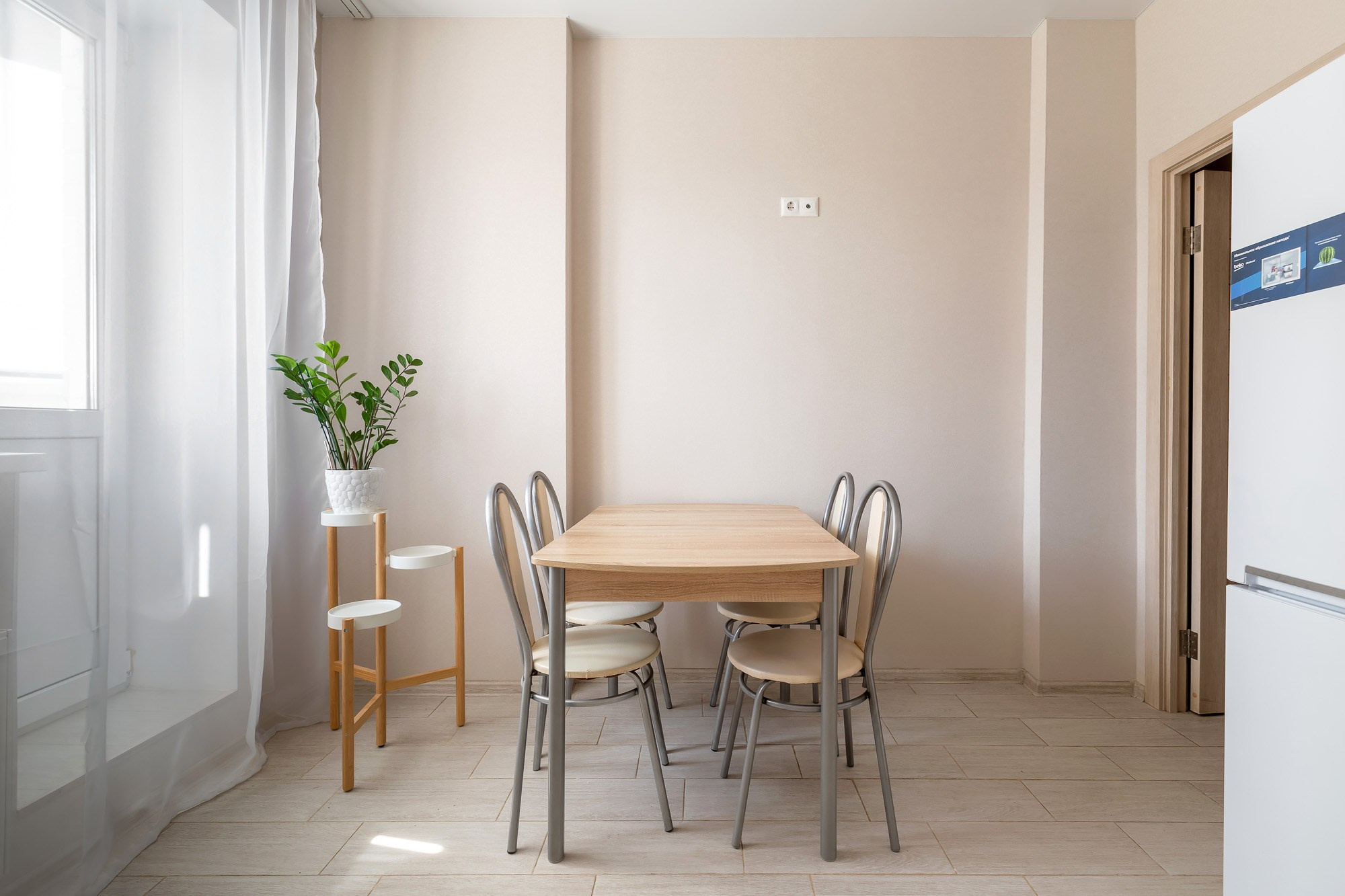 Домодедово. Квартира в теплых тонах на продажу. Интерьерный фотограф в Крыму