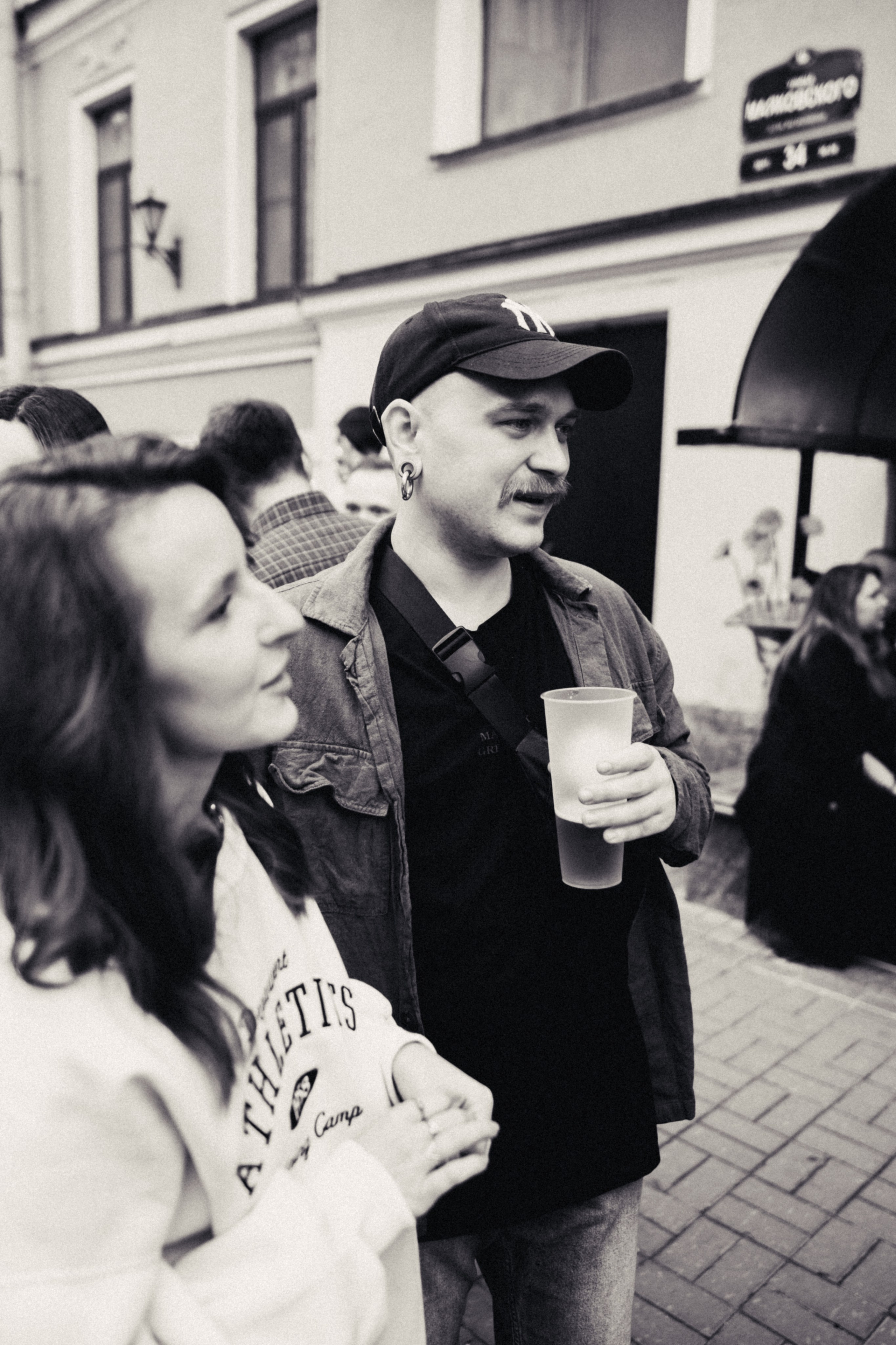 11 лет бару Полторы Комнаты