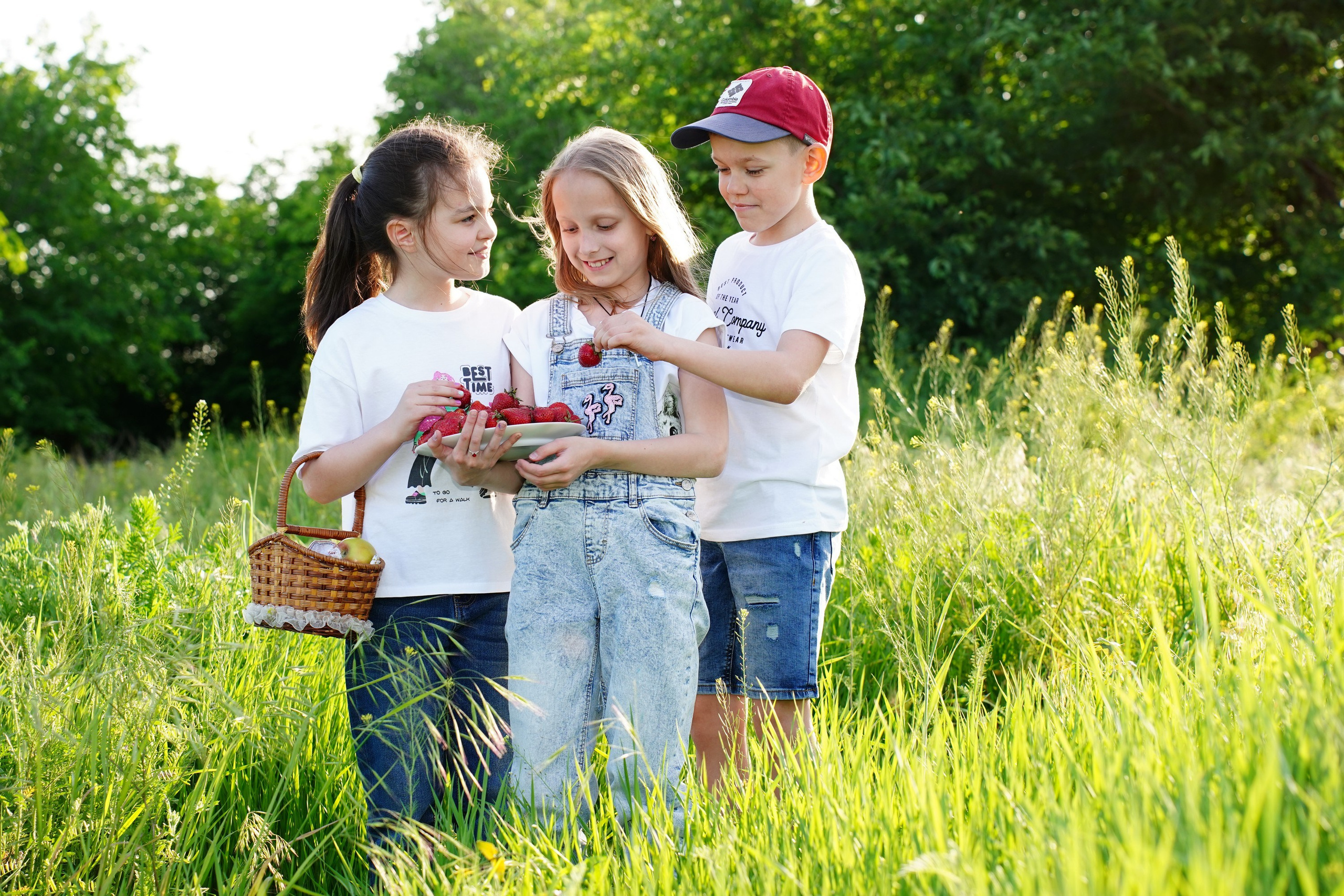 Фотосессия с классом 75 шк 2023. MEMENTO.Выпускные альбомы, школьные, юбилейные и другие книги. Ростов-на-Дону