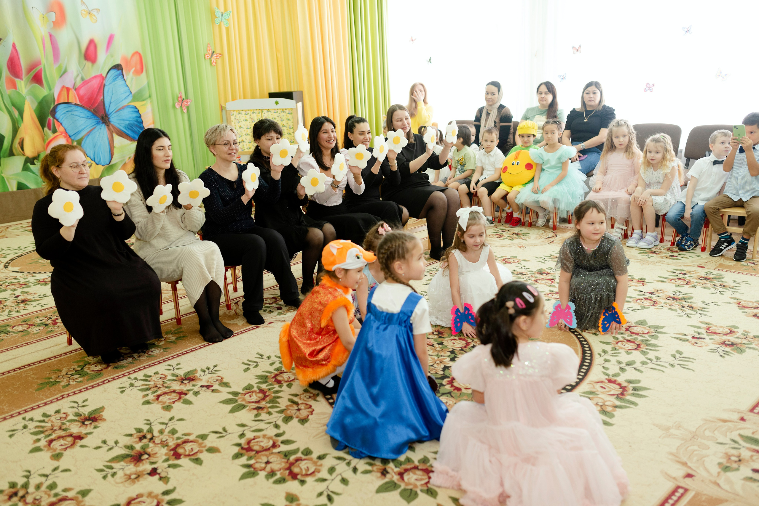Фотосъёмка утренника в детском саду Сургута в честь 8 марта