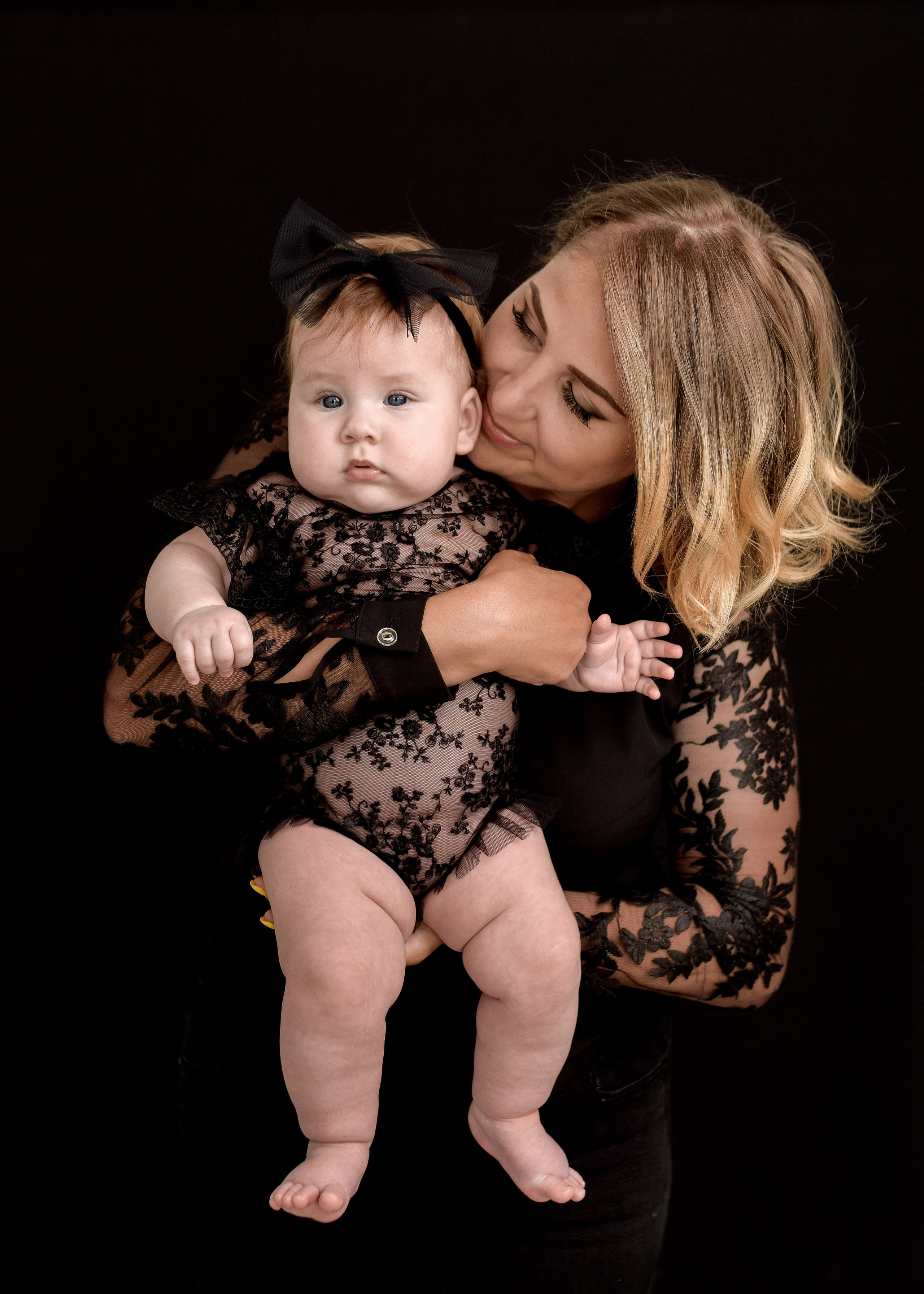 СЕМЕЙНЫЙ ПОРТРЕТ В СТУДИИ. Фотограф в Ялте Инна Найден. Детский и семейный фотограф