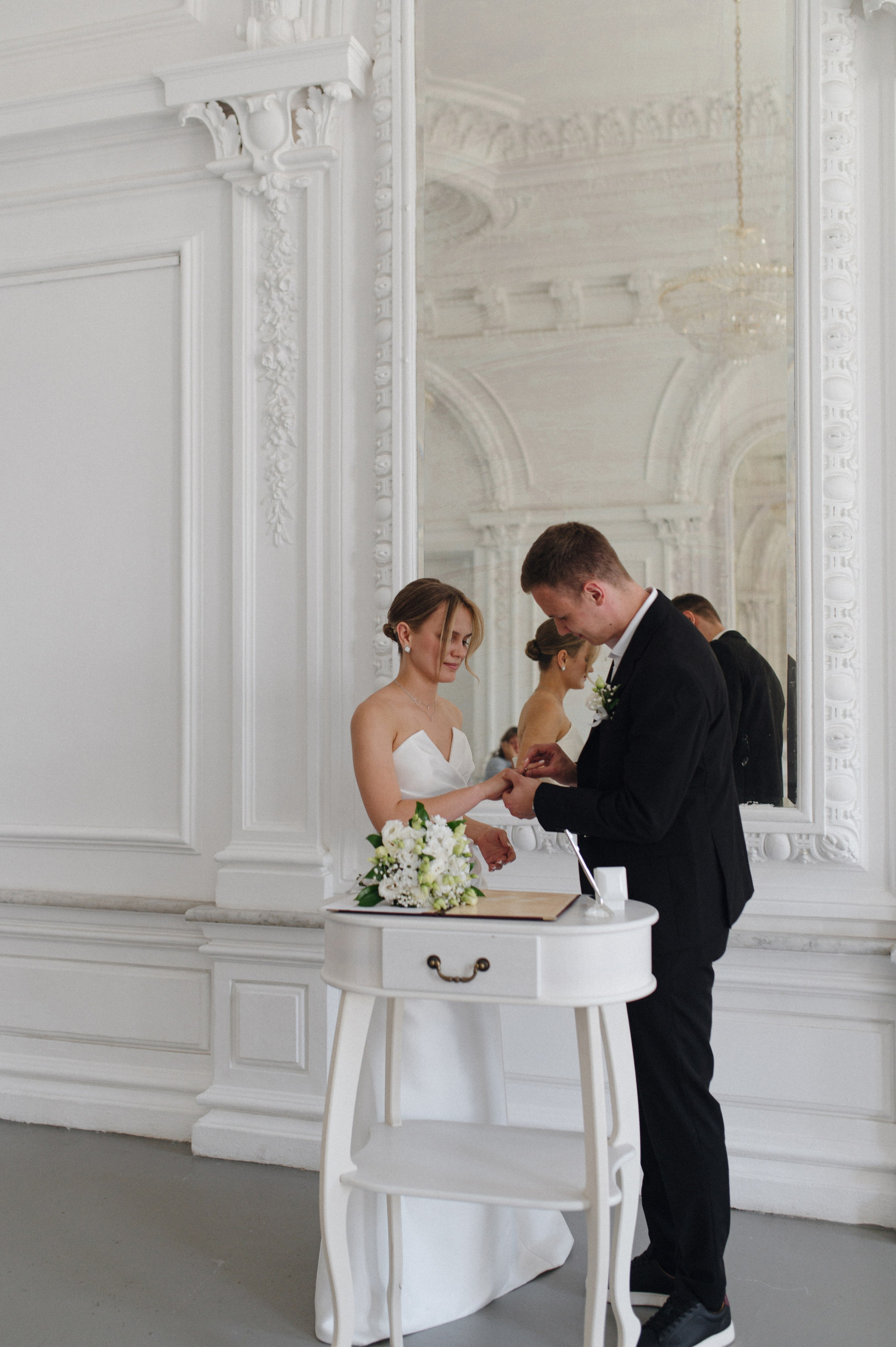 Полина и Егор. Особняк Спиридонова. Свадебный фотограф Москва и Санкт-Петербург. Анастасия Чудина