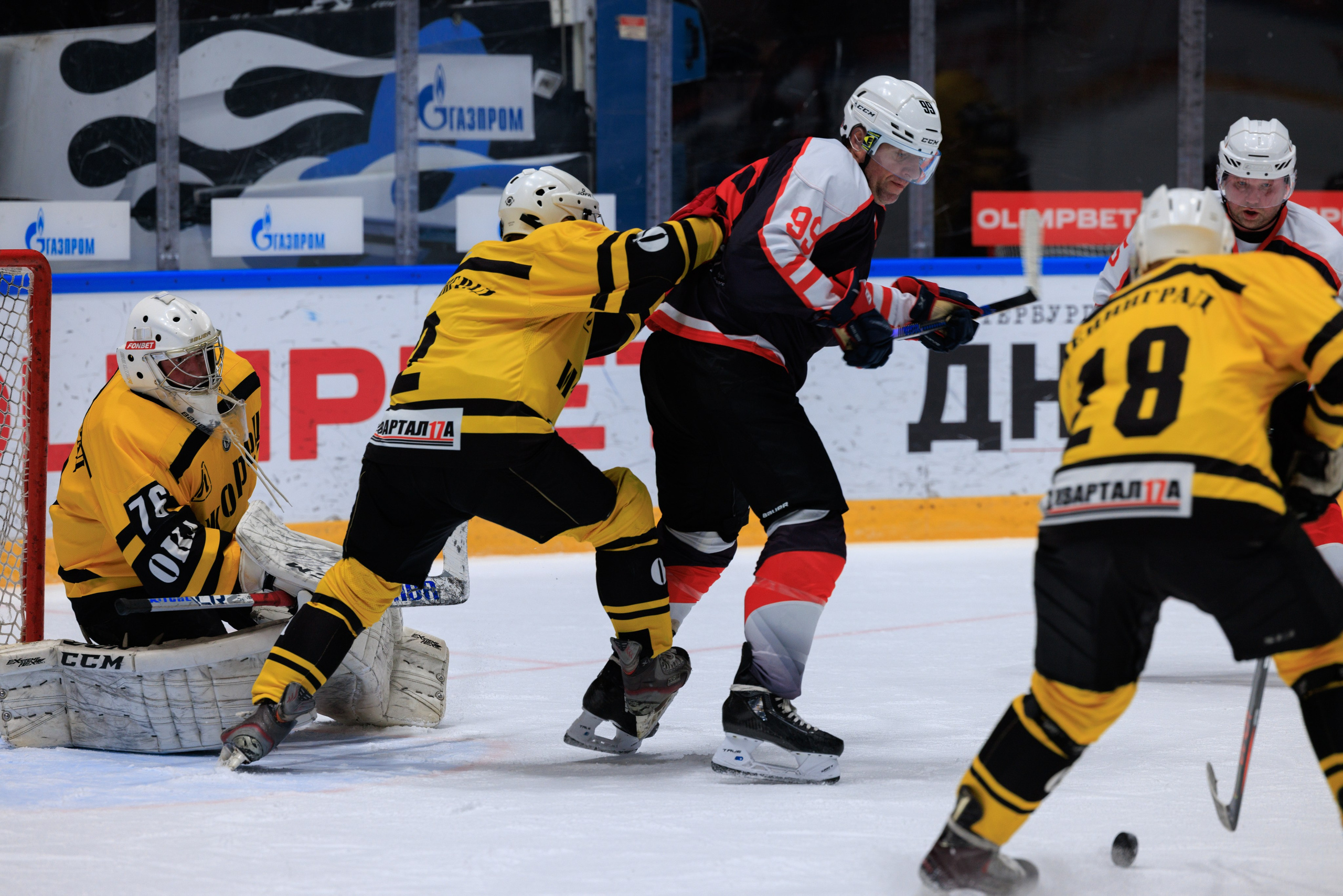 НХЛ Омега — Ижорец (3-2). Фотограф Александр Заломаев