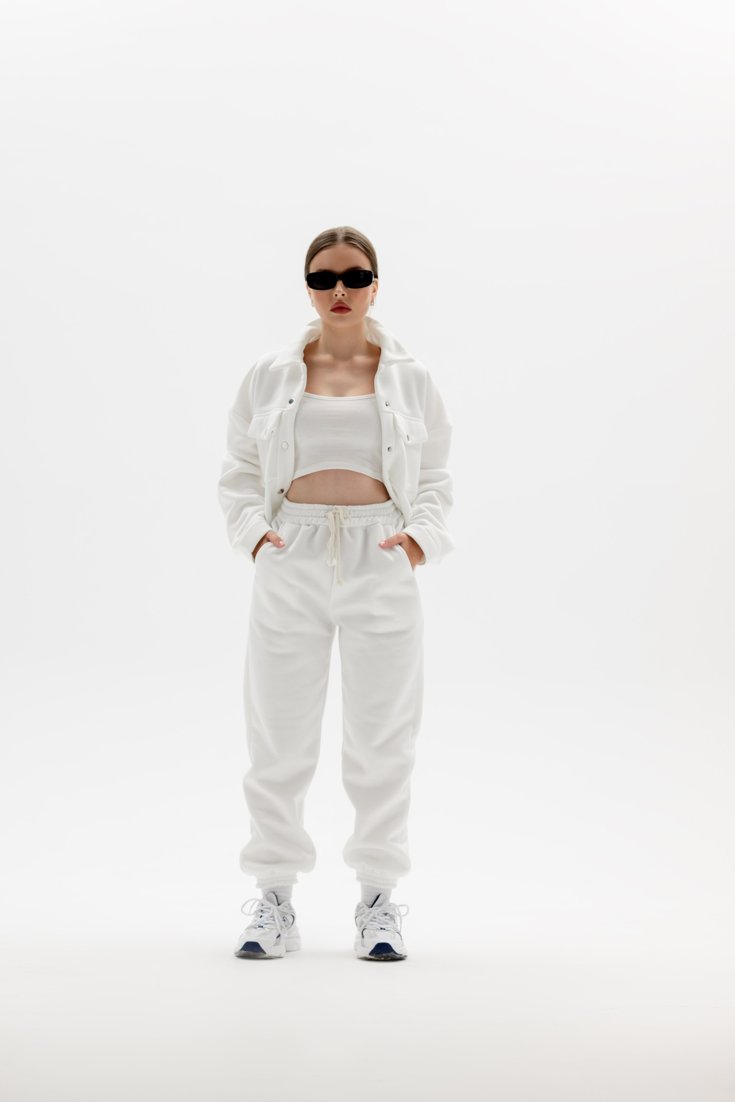 Каталог на белом фоне