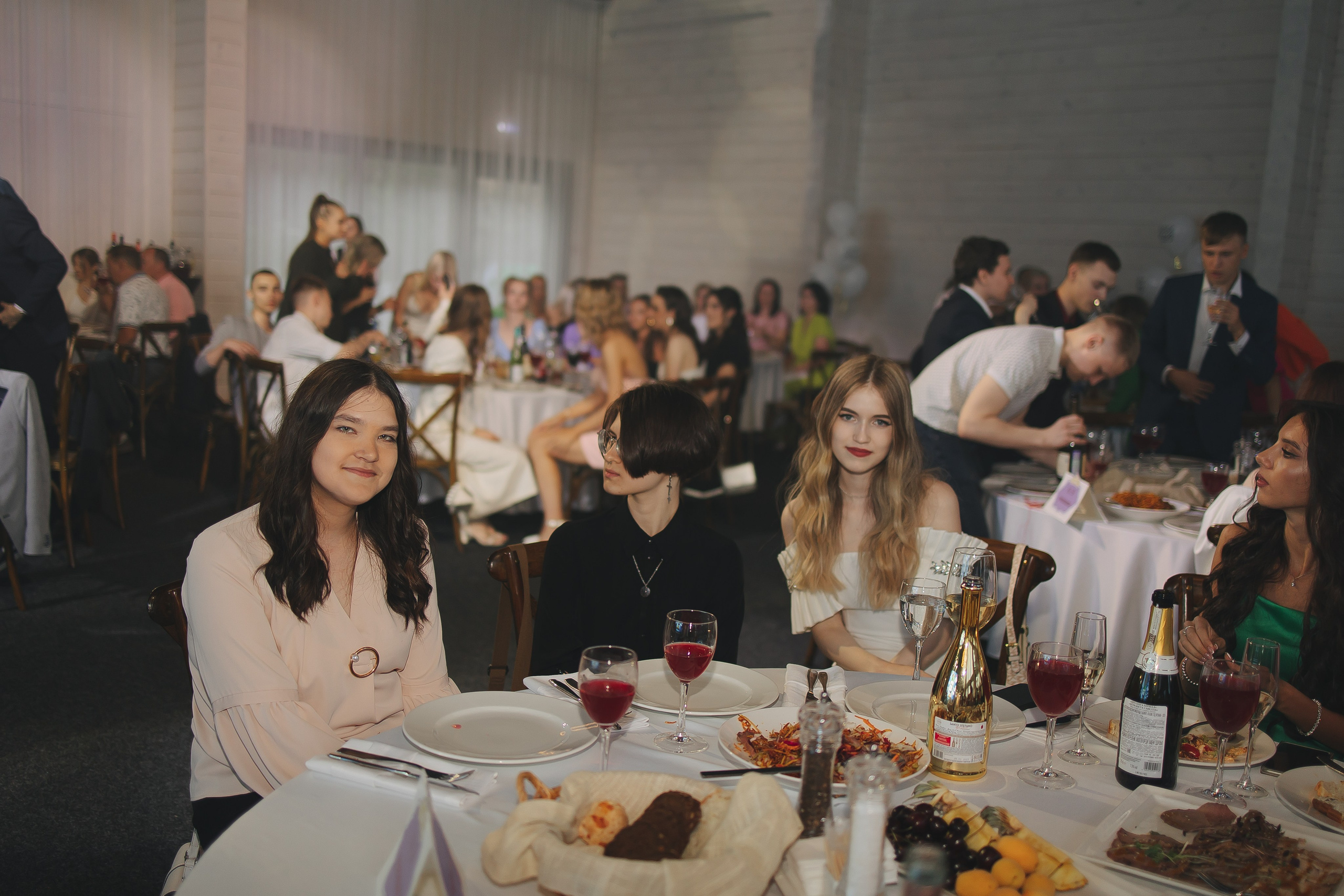 Выпускной Сосны. Свадебный и женский фотограф