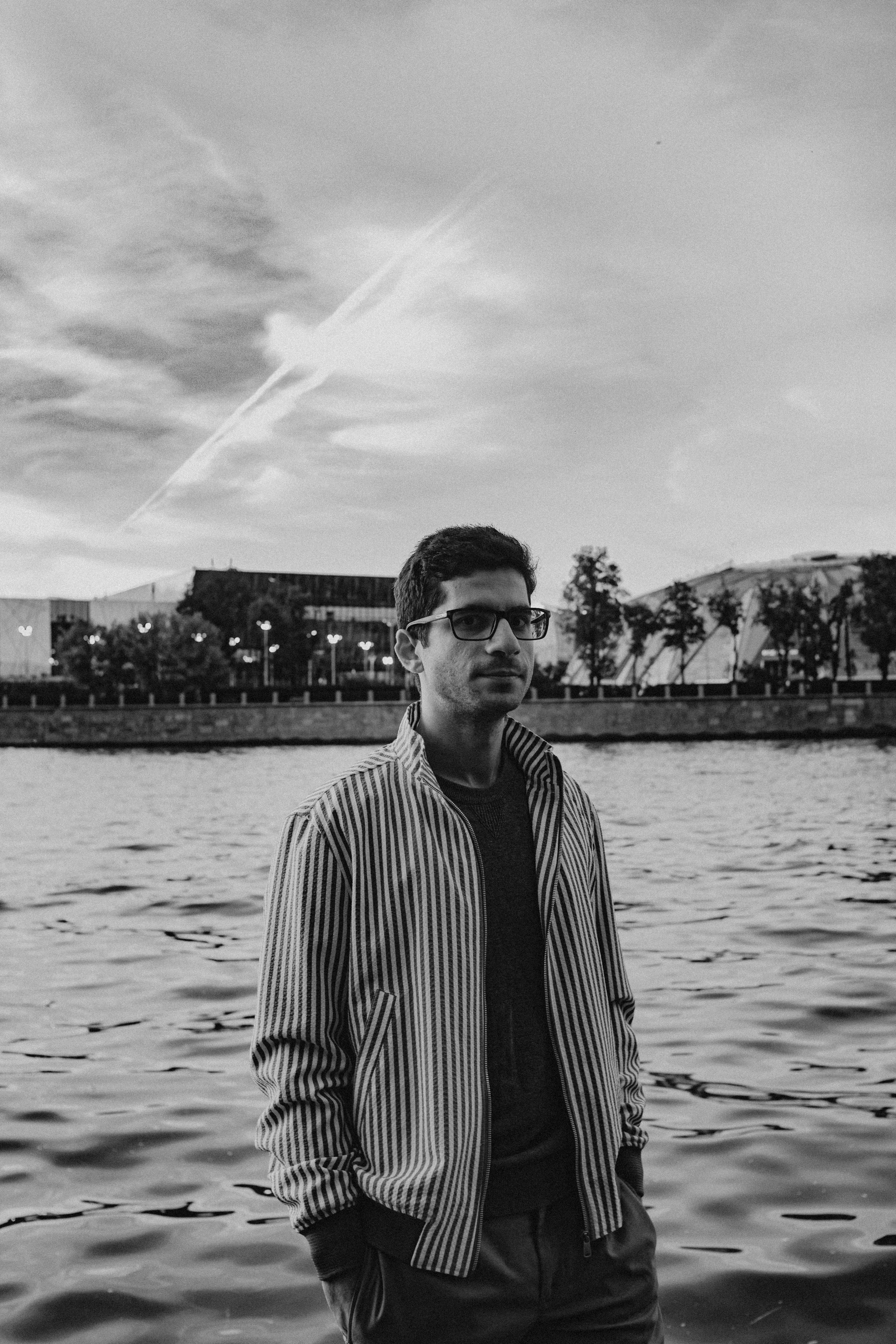 Эмин | Воробьёвы горы. Папка кадров 📁