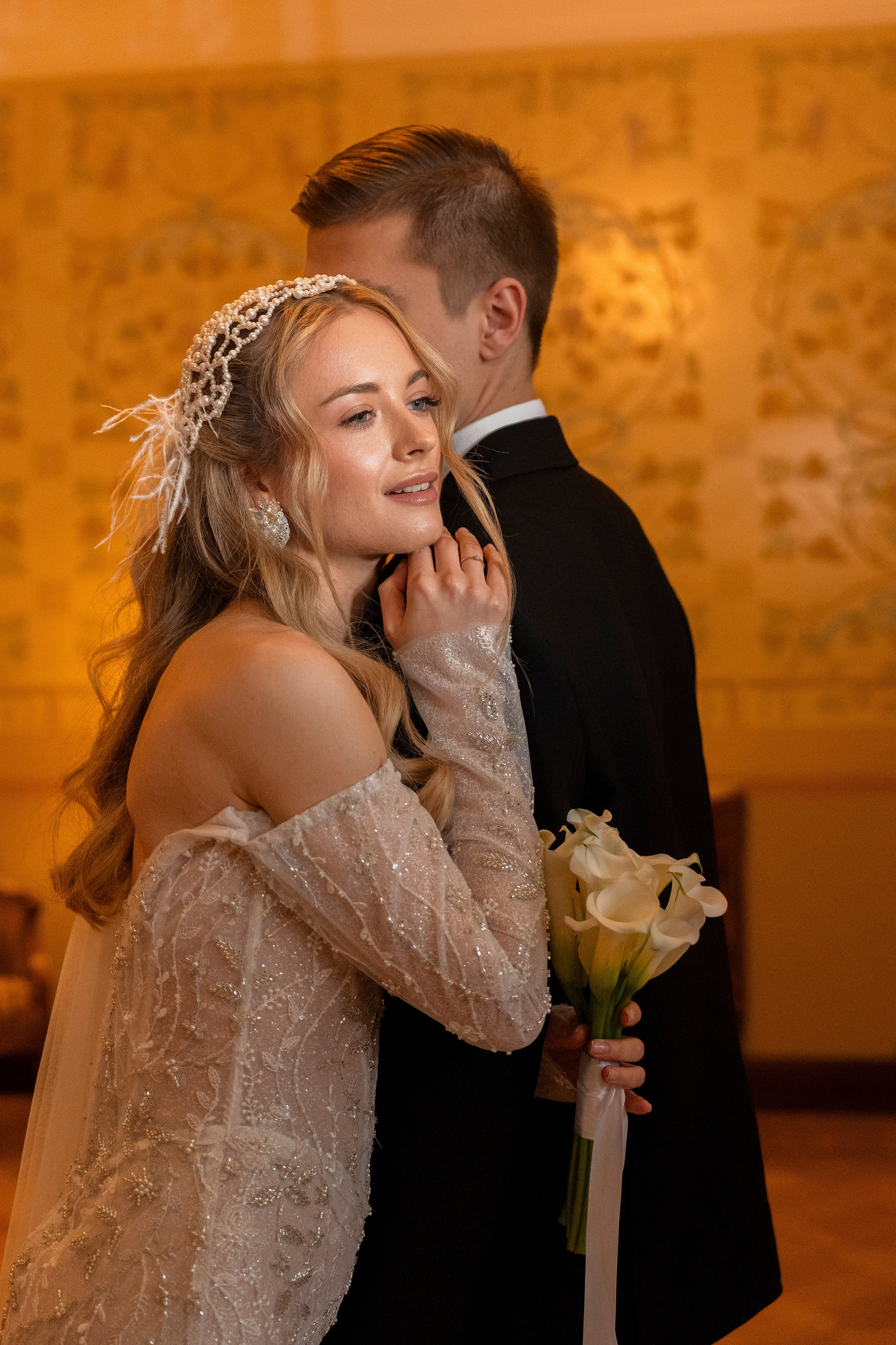 Свадебная фотосессия в отеле Метрополь. Свадебный фотограф в Москве Анна Полушина