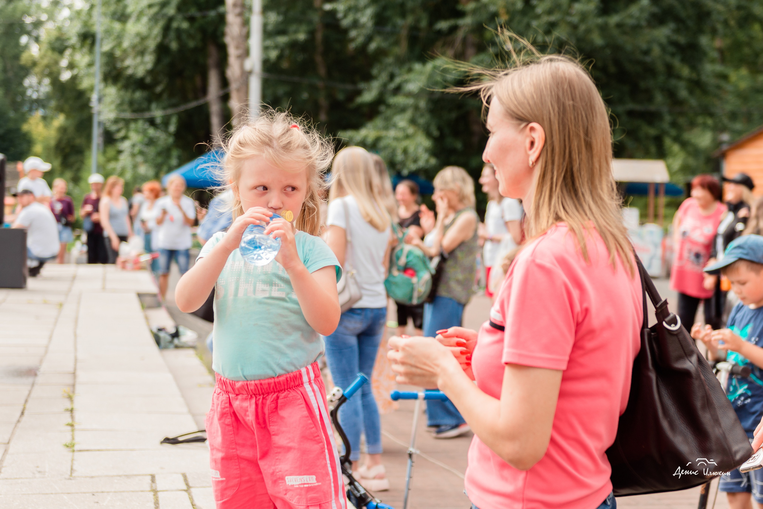 Краски Холи в Комсомольском Парке 2023. Детский фотограф, семейный фотограф и репортажи в Кемерово