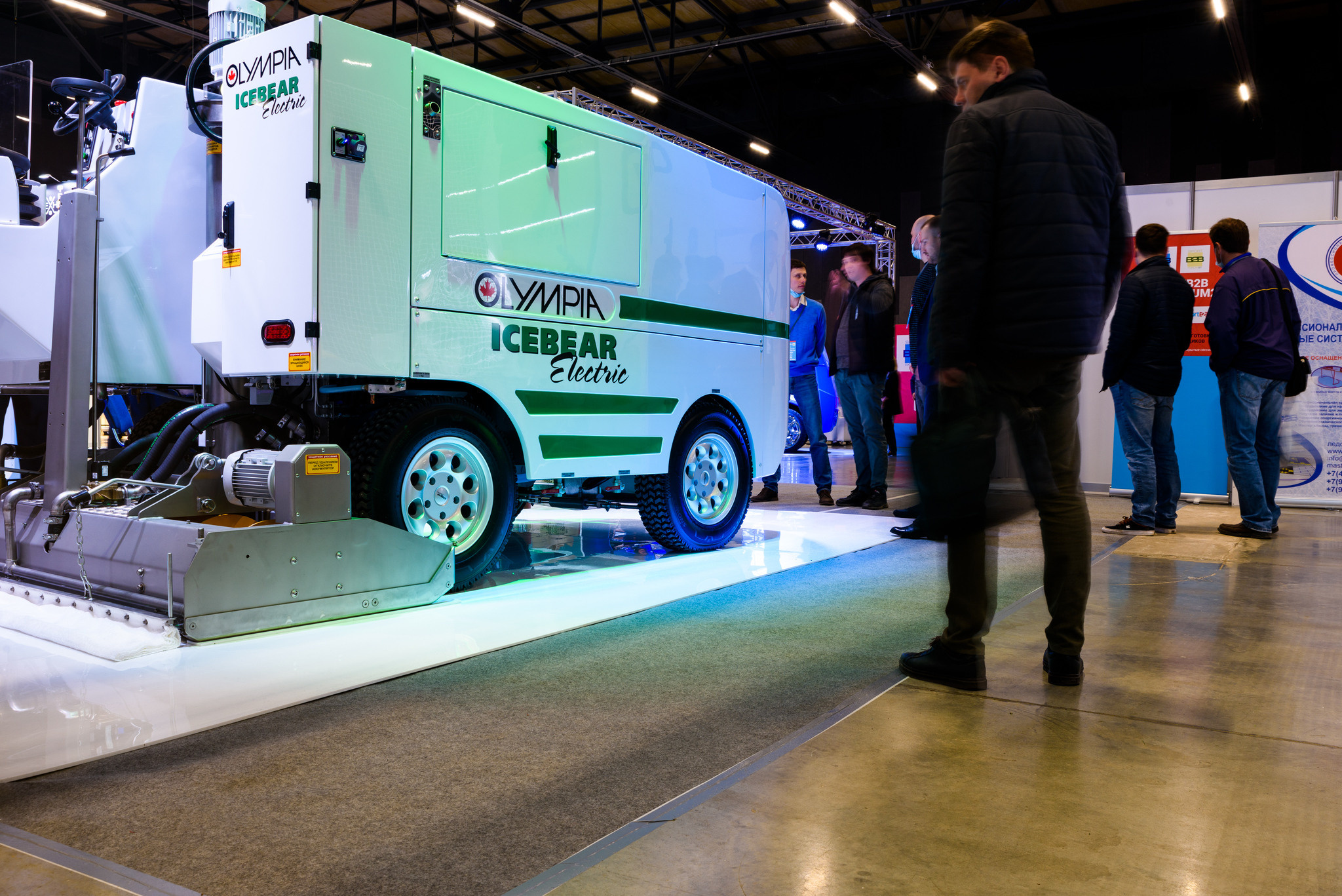 Ледозаливочная машина Ice Bear на Sport B2B Expo 2021. ФОТО- И ВИДЕОСЪЁМКА МЕРОПРИЯТИЙ