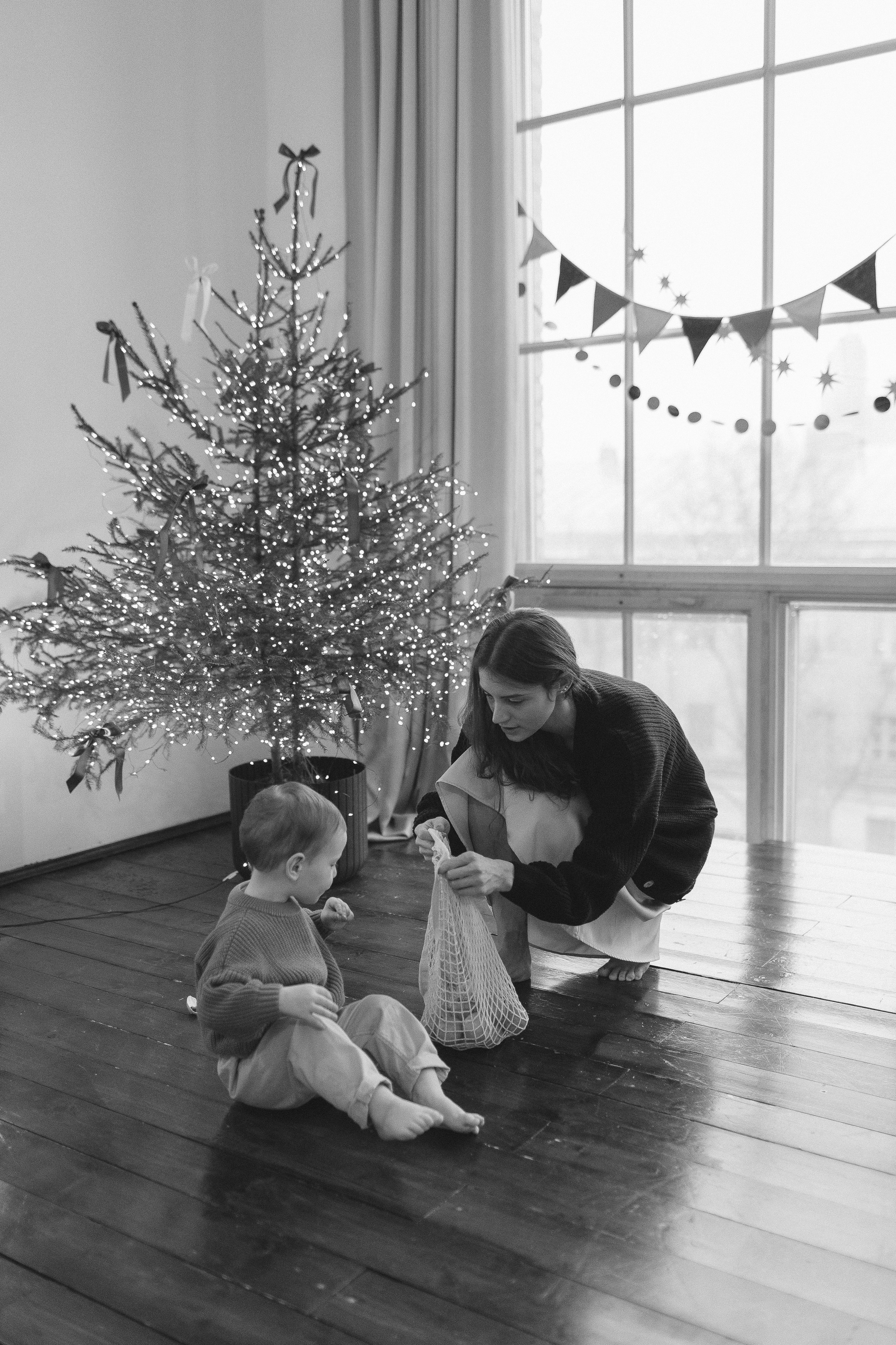 Семейная новогодняя фотосессия Москва мама и сын. Фотограф Владимир Москва