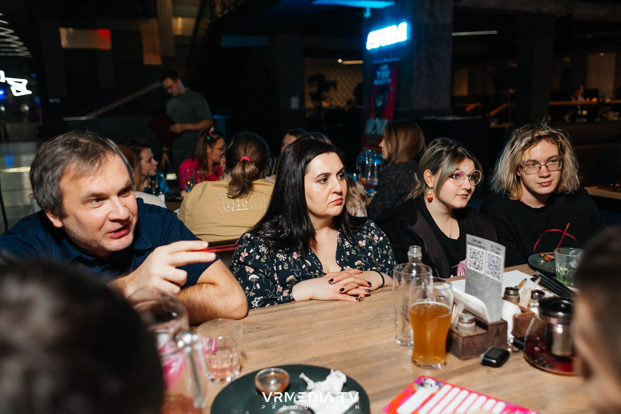 WoW QuiZ в баре «Друзья»