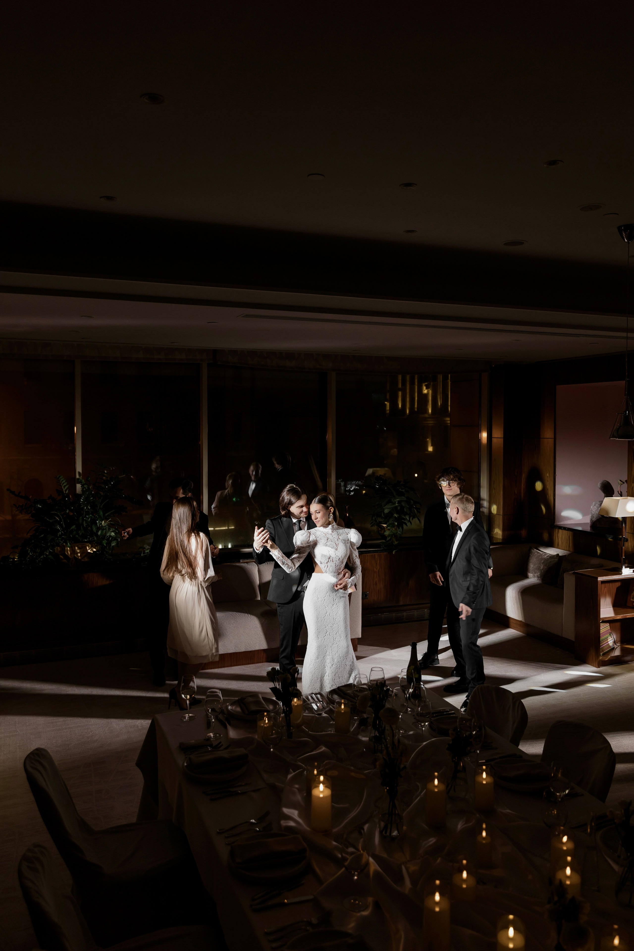 Камерная свадьба в отеле Continental. Главная