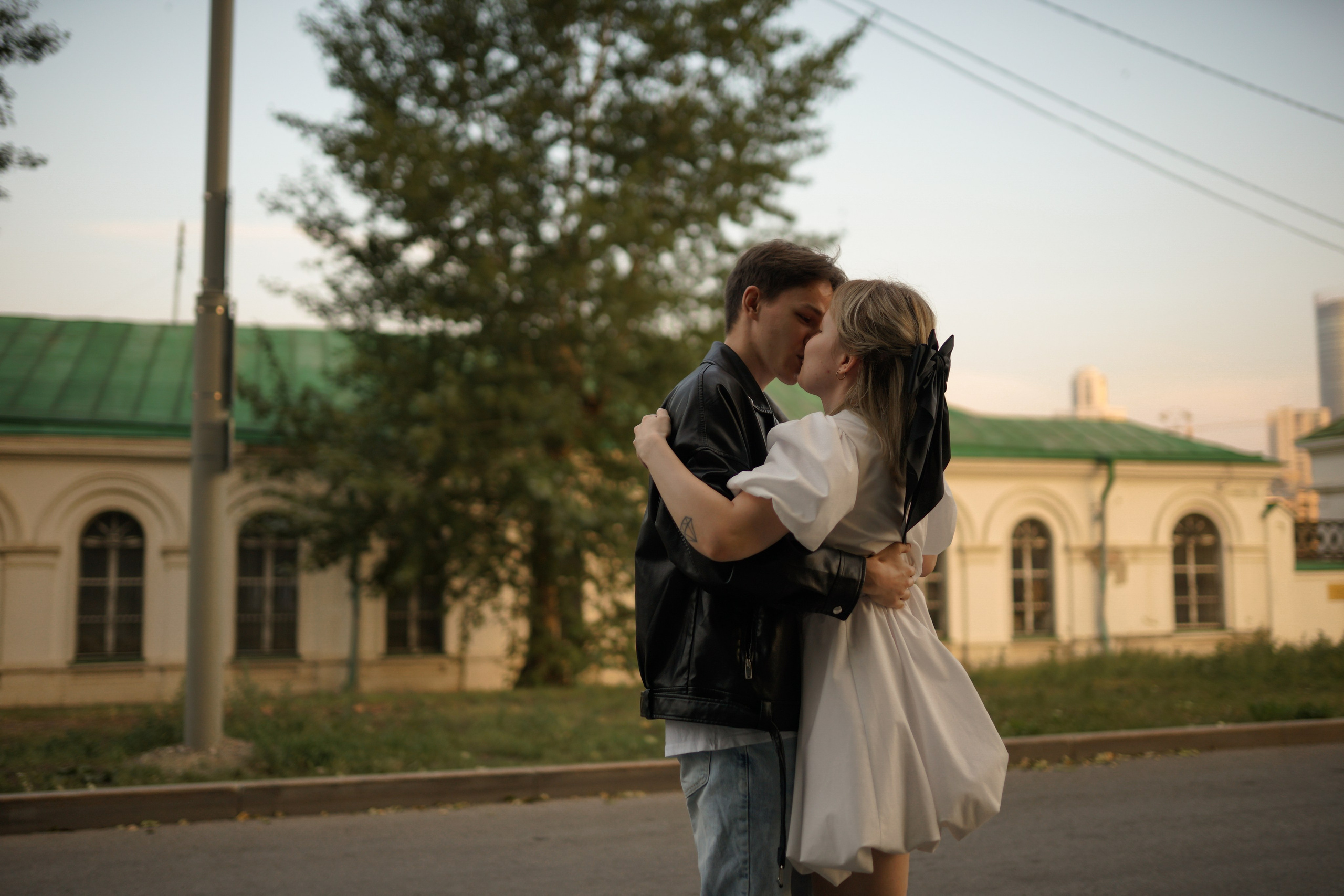 Как любовь твою понять?