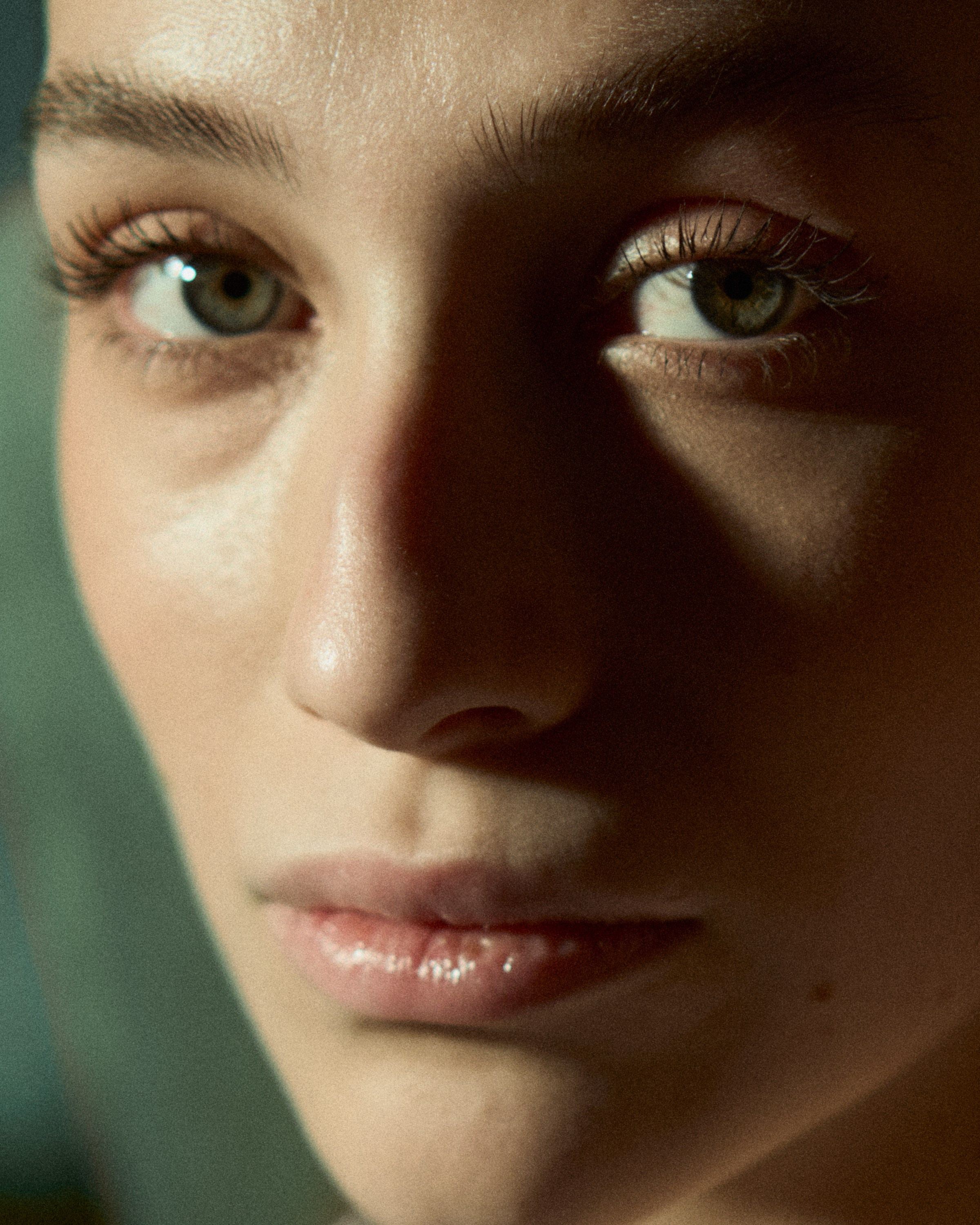 Студийный портрет - фотограф Антон Овчинников СПб