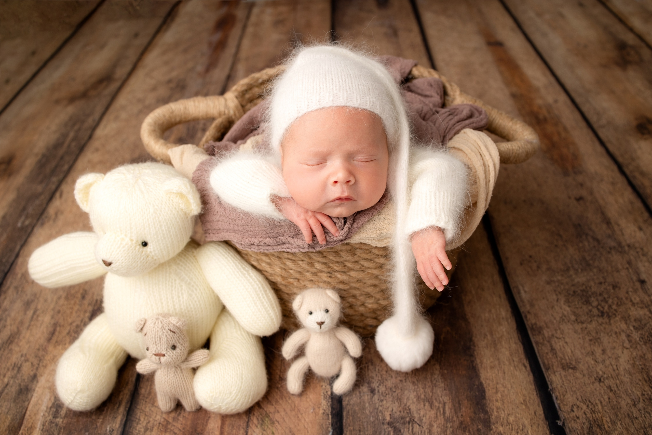 Нежная и милая фотосессия первых дней жизни Вашего ребенка в Минске. Фотограф новорождённых Минск — стоимость newborn фотосессии в Минске