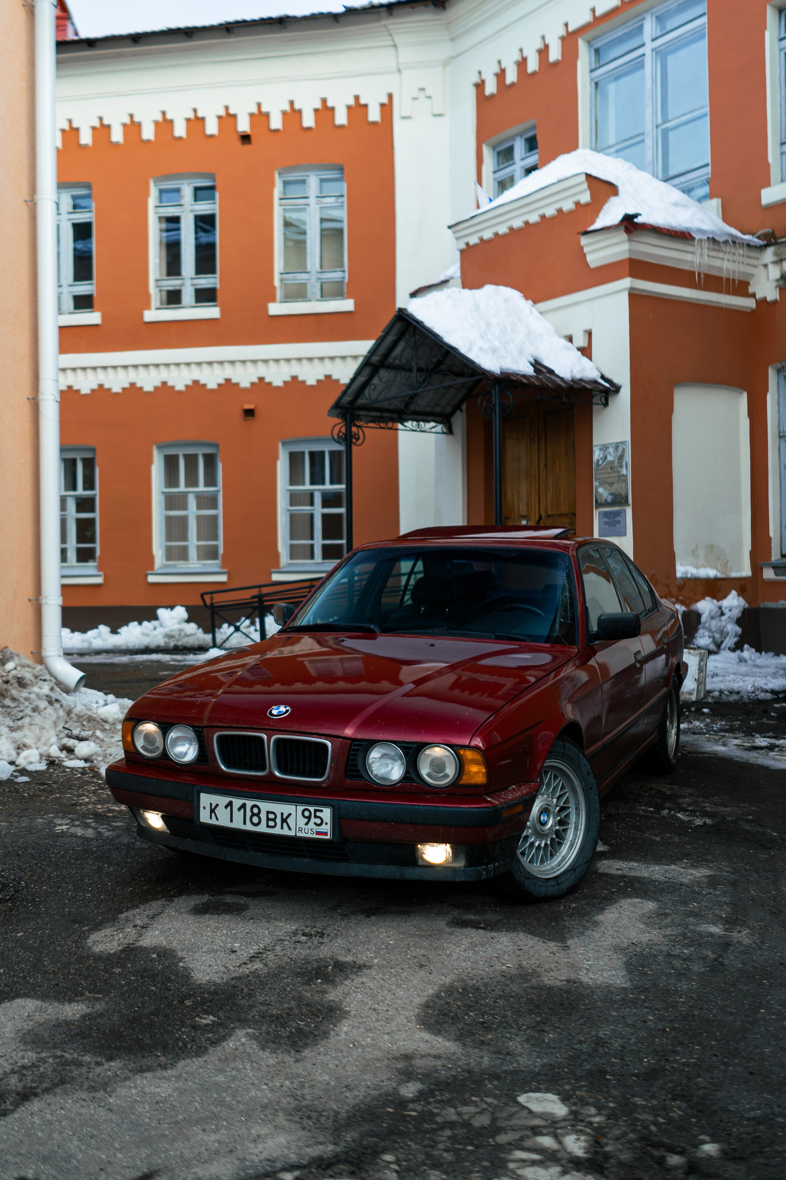 Автомобильная фото-сессия BMW 540i E34 в Калуге