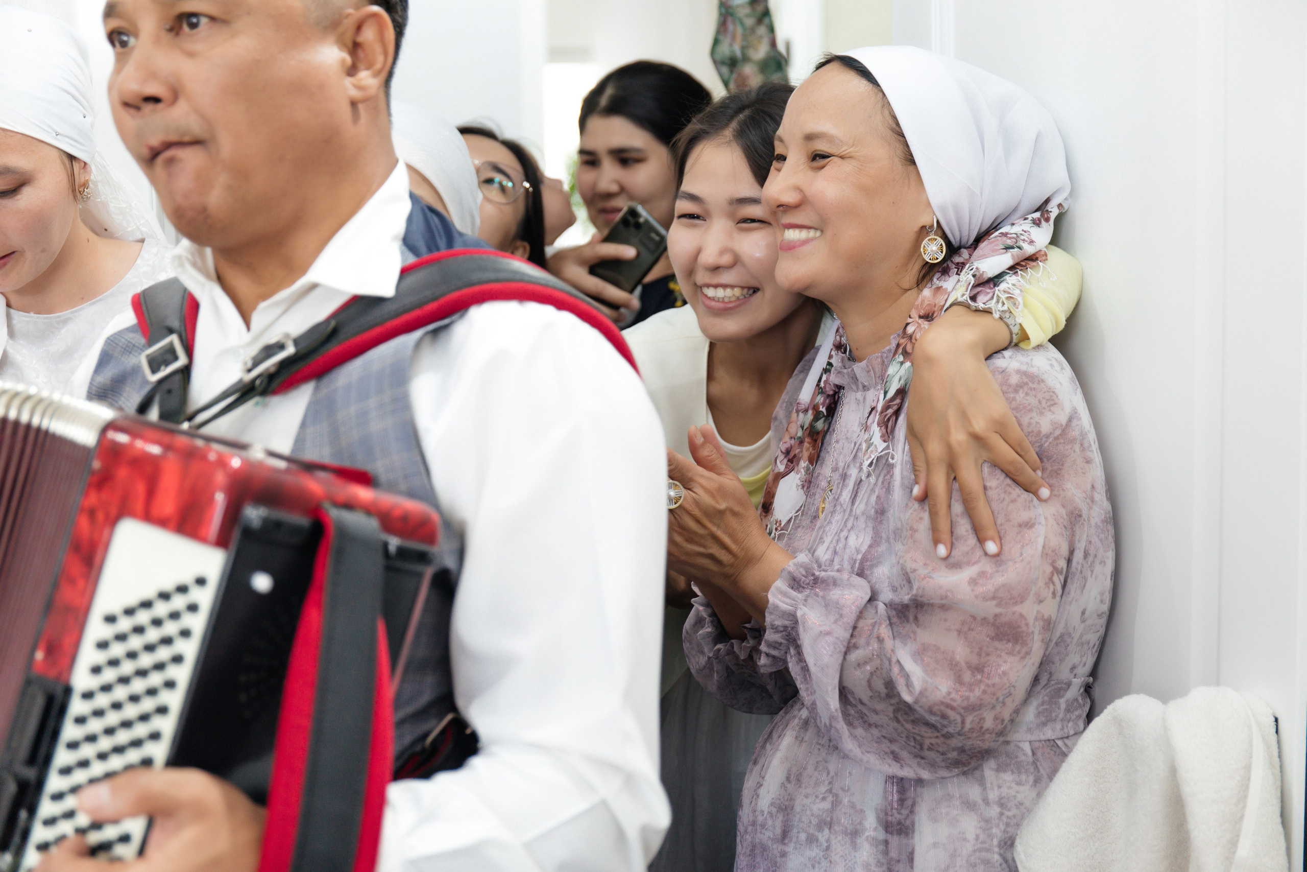 Moldir — syrğa salu. Wedding and Love story Photographer