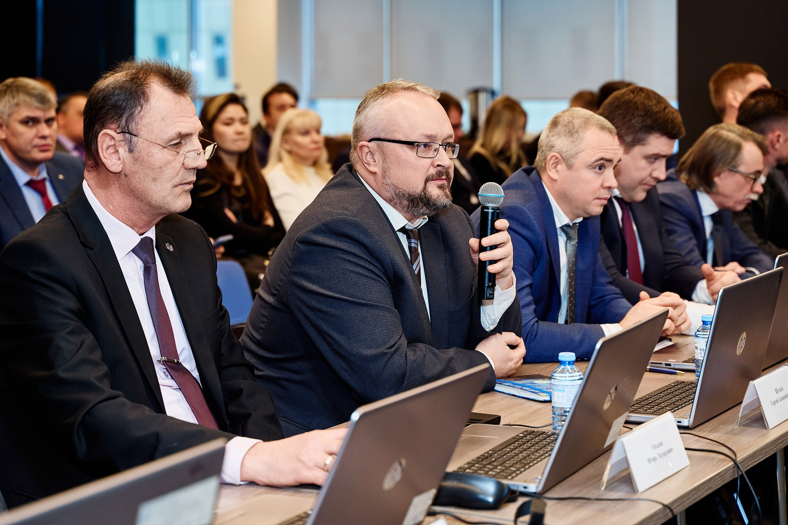 Научно-техническая конференция АО «Мособлгаз». Портретный фотограф Виталий Савич