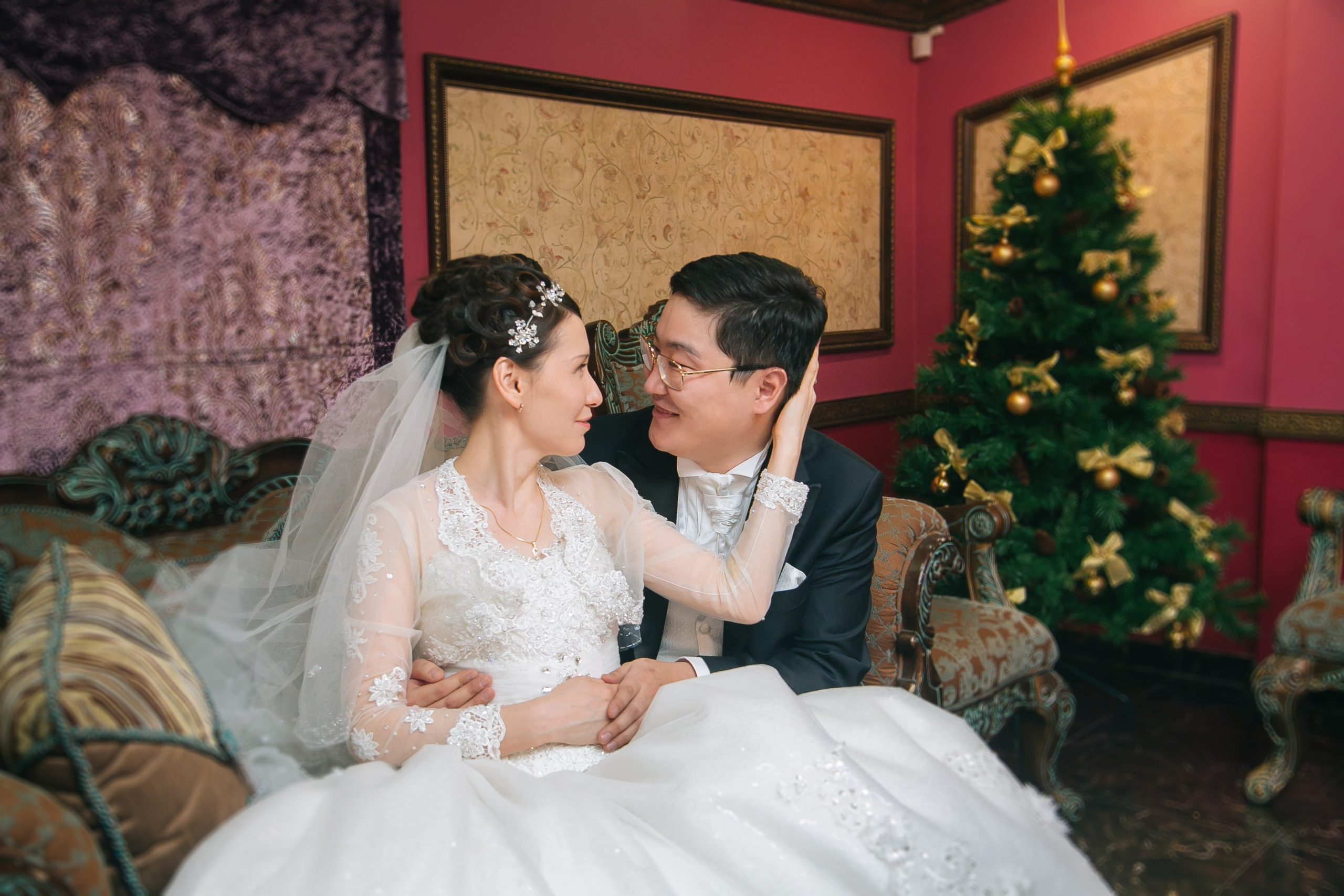 Зимнее свадебное фото. Фотограф Надежда Куин, Якутск