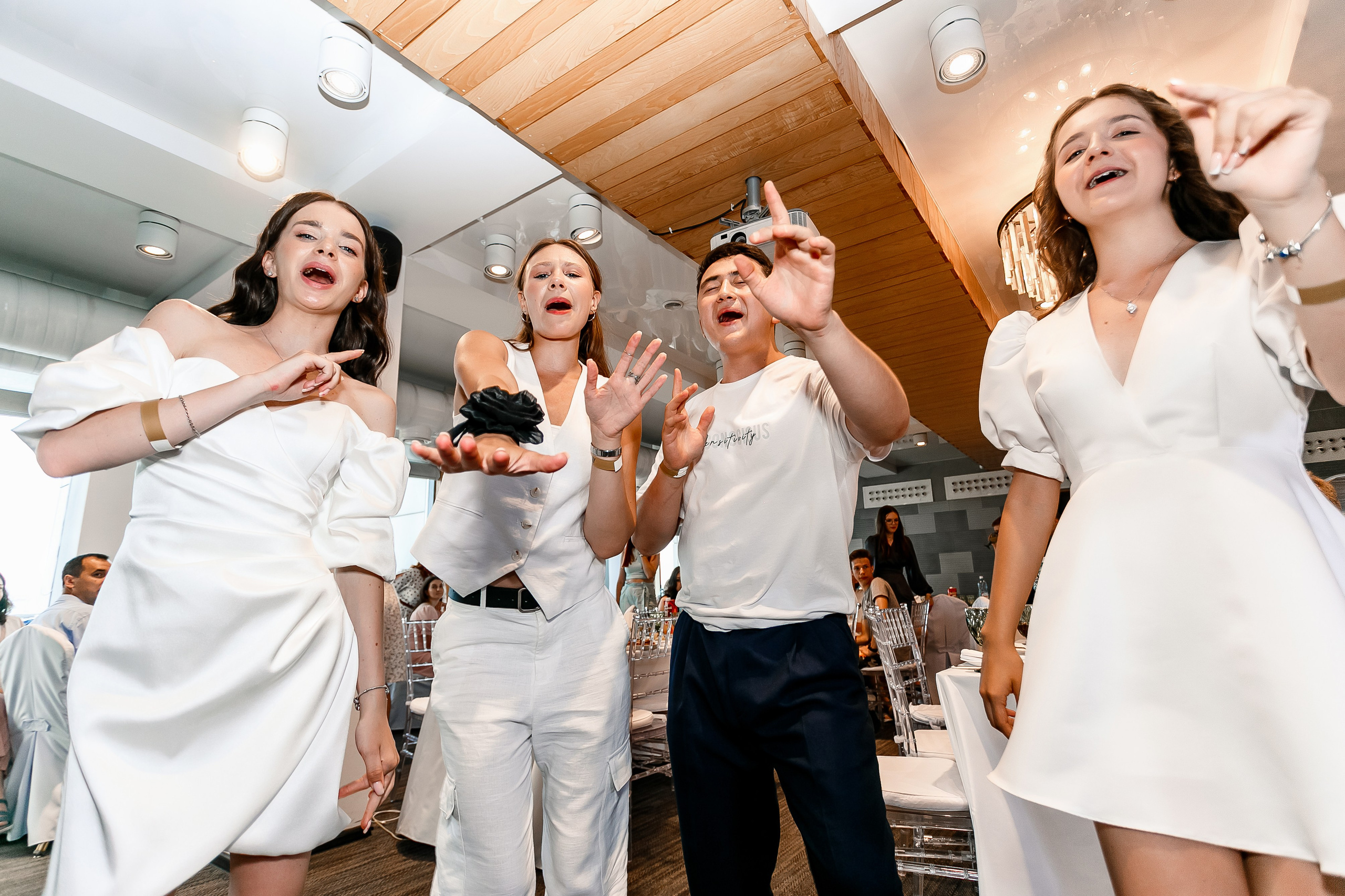 ВЫПУСКНОЙ \ Бирман\ Show today. Фотограф в  г. Новосибирск