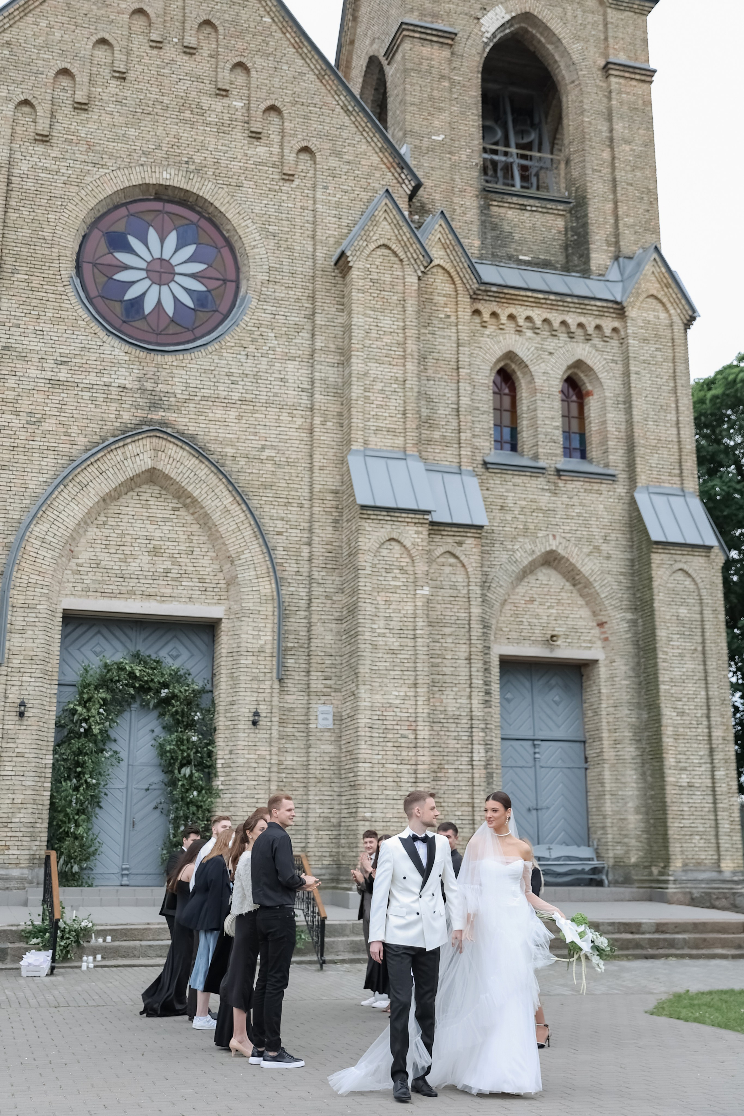 Кирилл и Виктория. Свадебные фотограф и видеограф в Минске Голдосовы Марина и Вадим