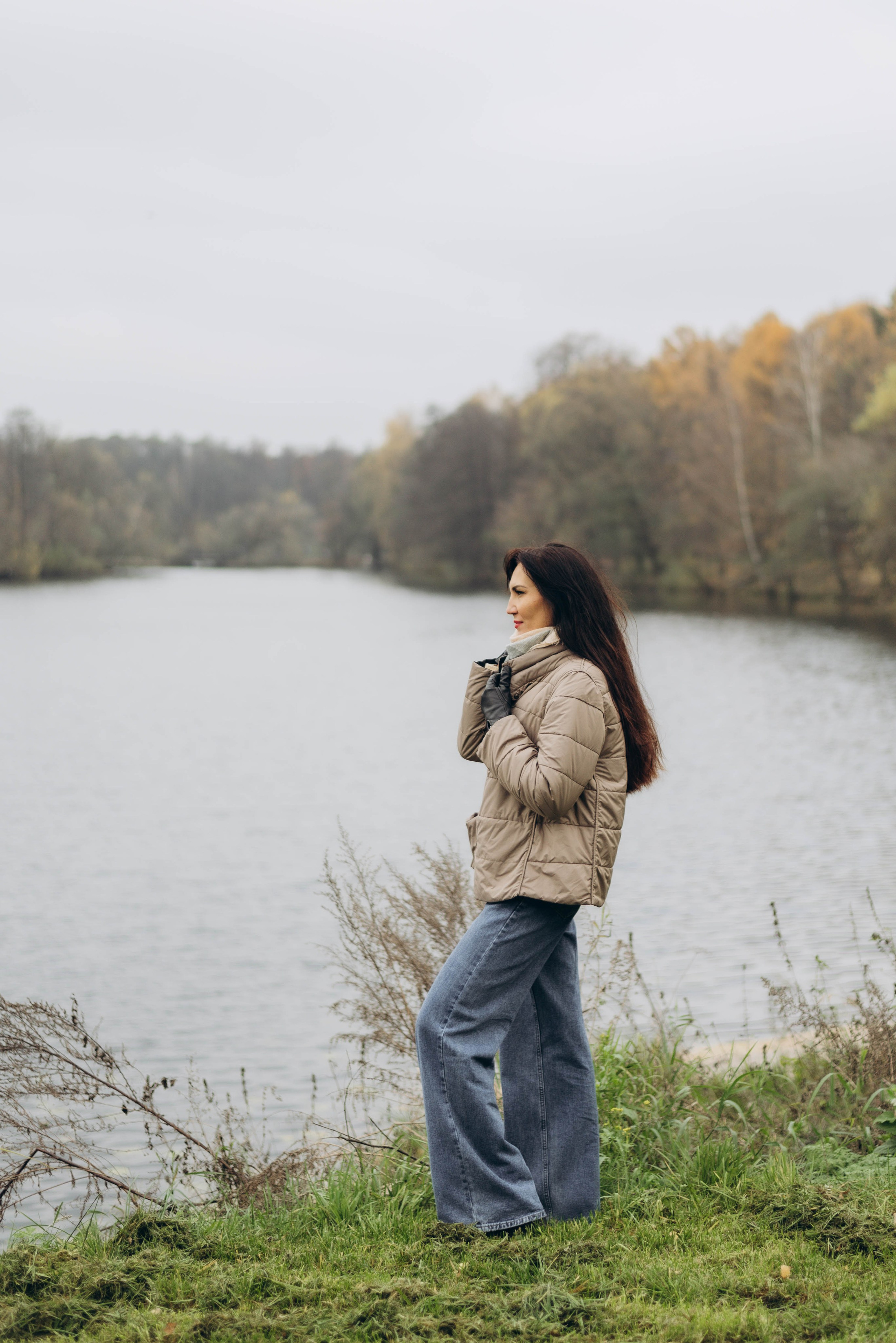 Прогулочная фотоссесия для девушки в парке. Семейный фотограф в Железнодорожном Масаева Елена