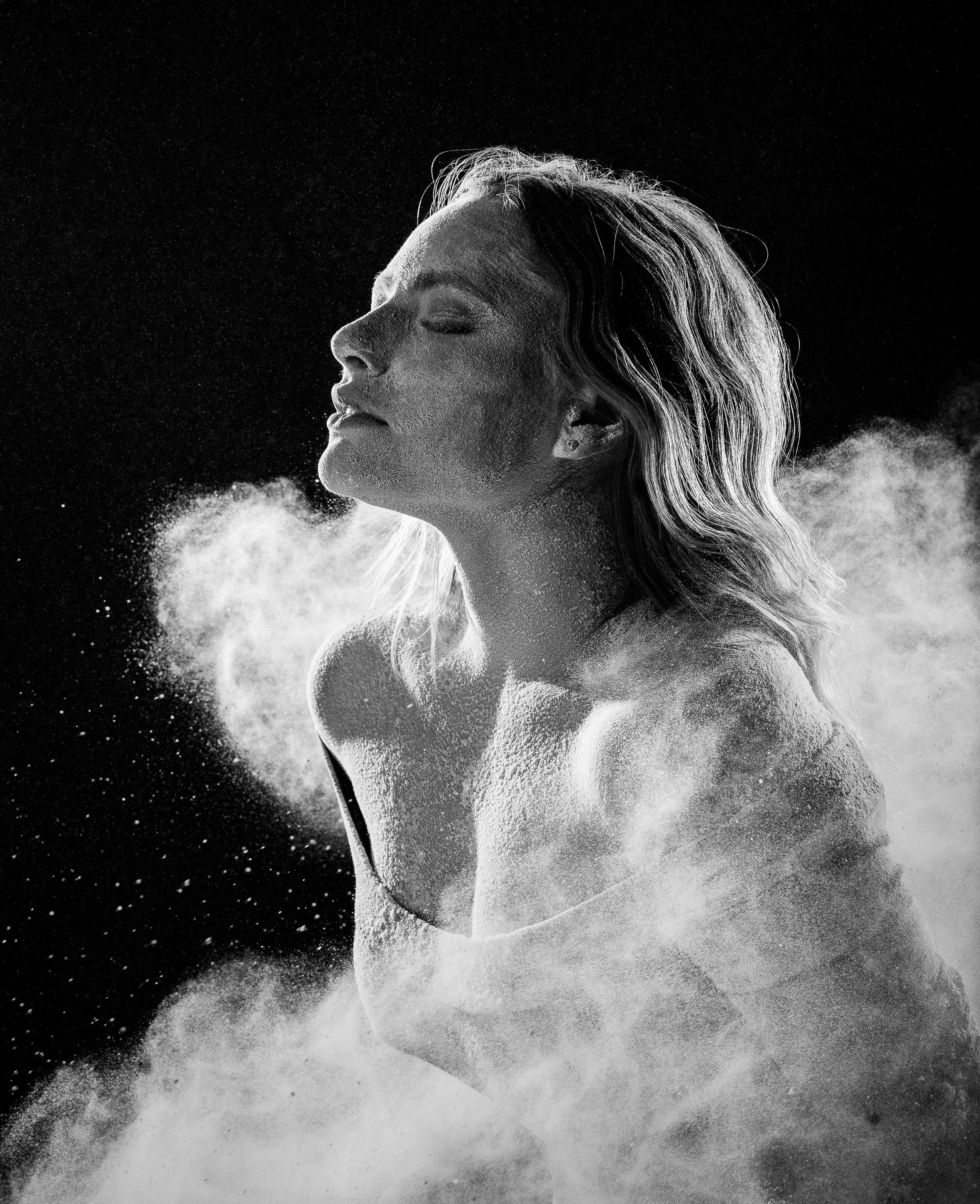 Фотопроект с мукой. Профессиональный фотограф в Москве Марина Григорьева