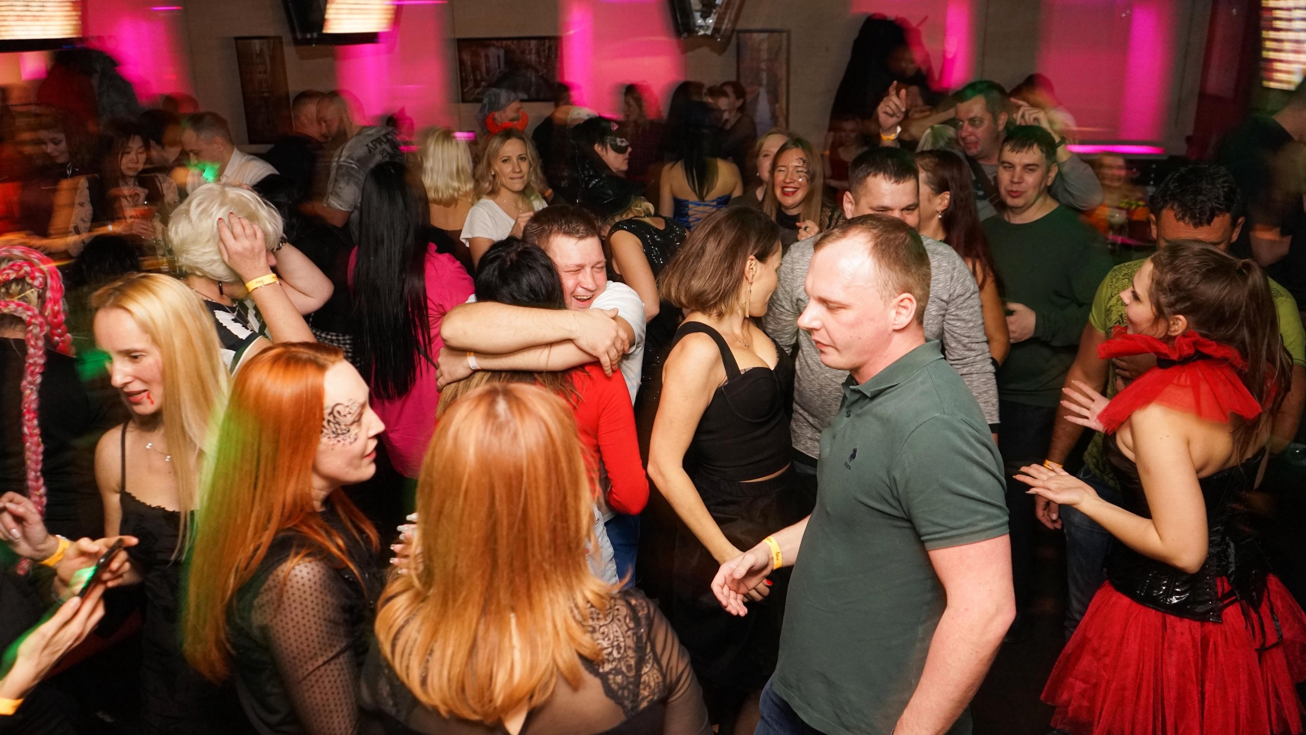 Фандец. Хеллоуиновская клубная вечеринка | 13.11.21. Галерея Фантим