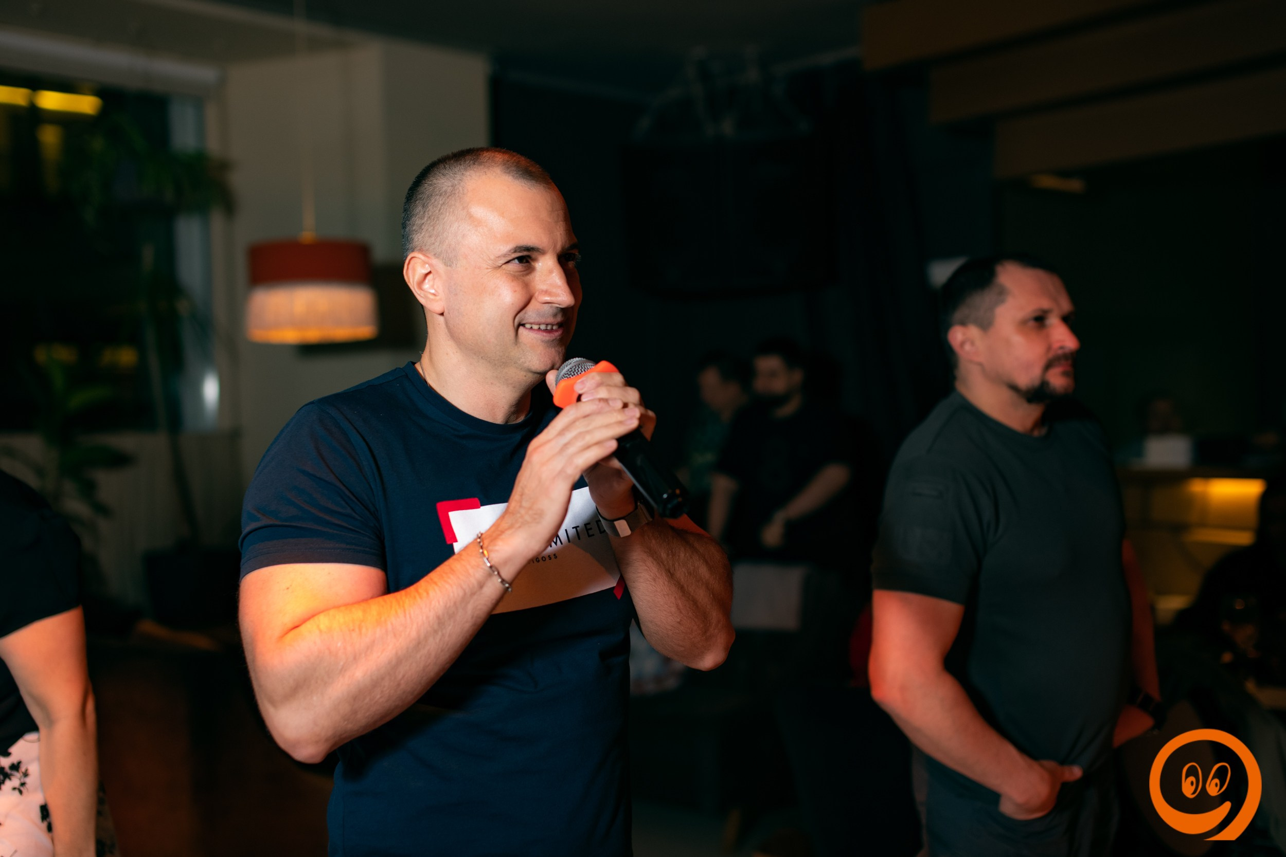 Поющие в ночи. Караоке | 19.09.2025. Галерея Фантим