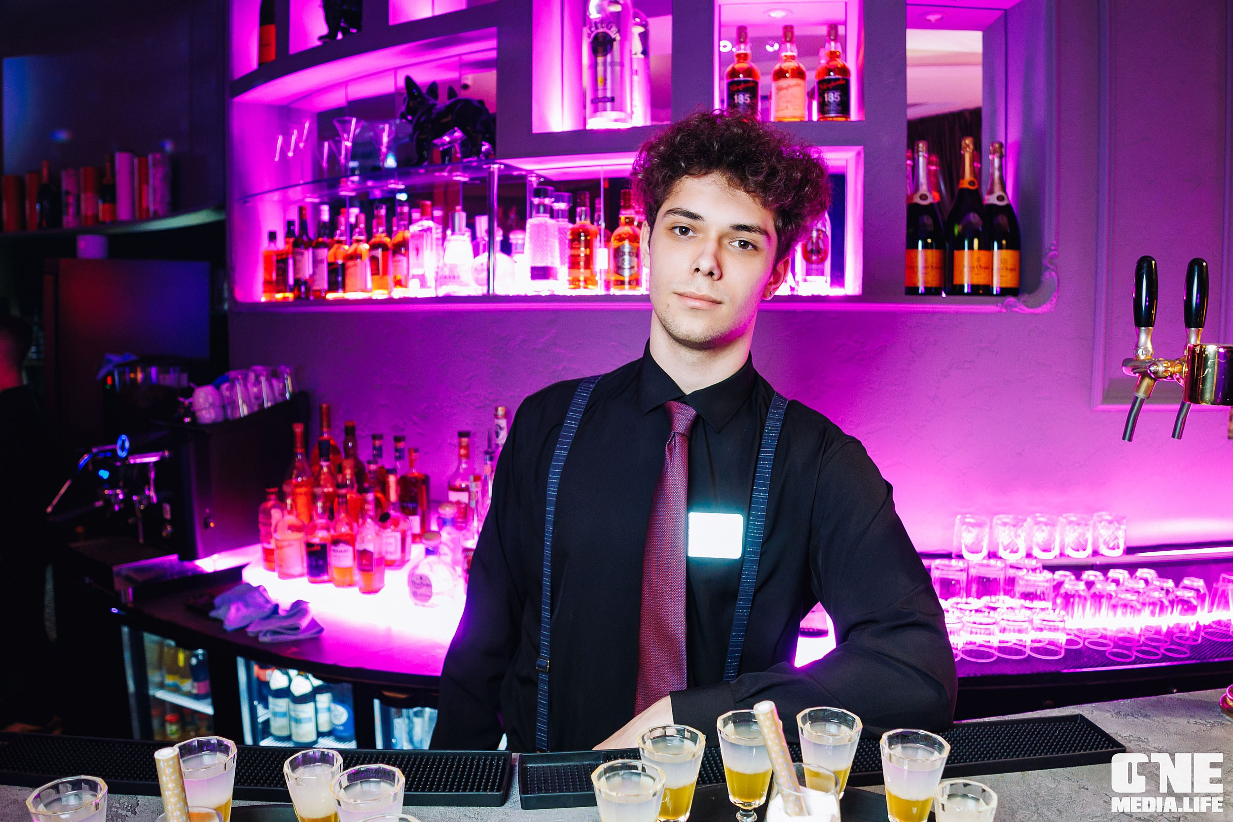 Пятница в Белгравии. One Media Life: фоторепортажи, фотоотчеты с мероприятий и заведений